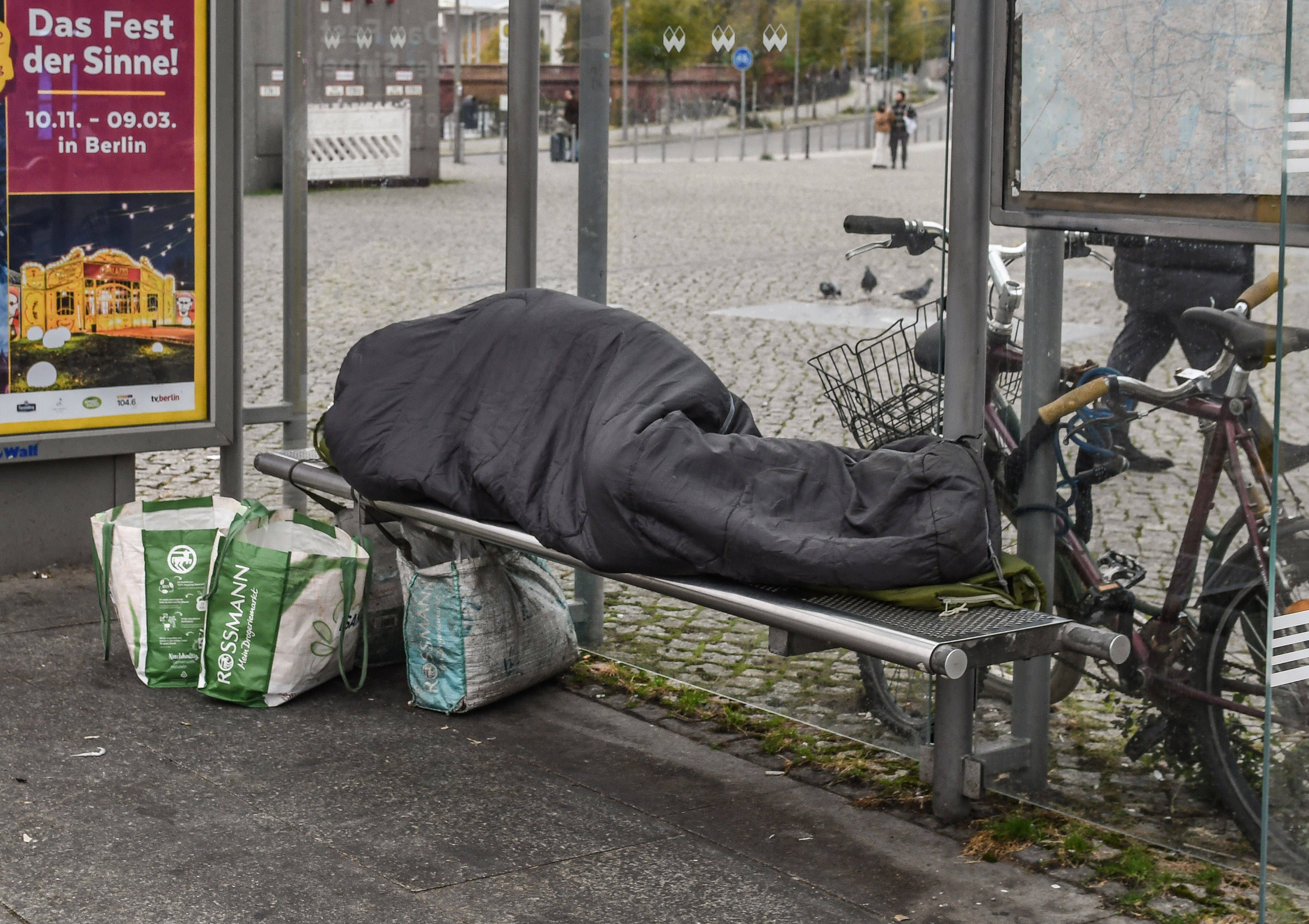Berliner Kältebus im Einsatz: Franzi und Matthias sind Engel in der Not