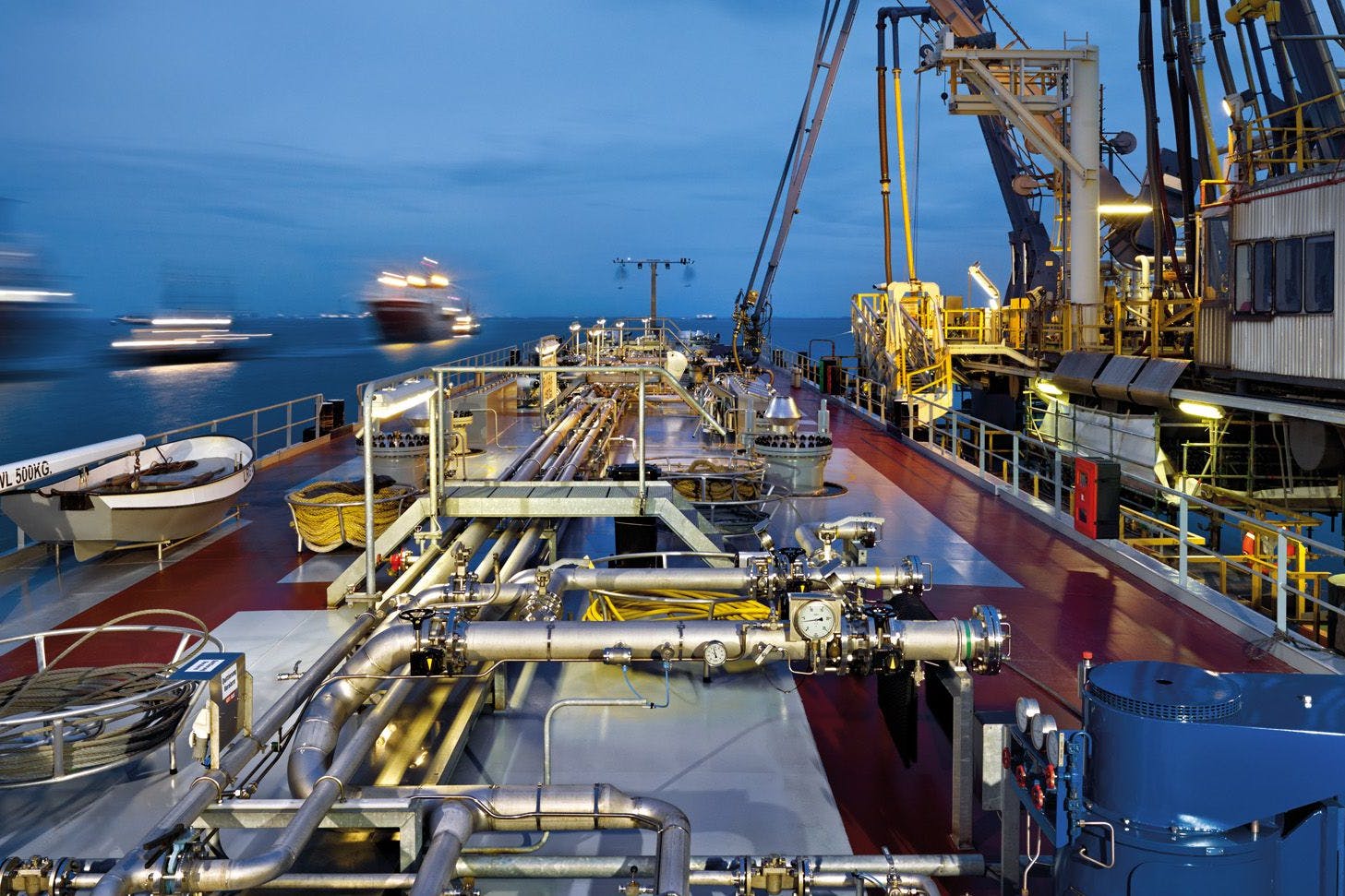 Gütertransport via Schiff in Deutschland: Noch macht die Binnenschifffahrt einen kleinen Teil aus, für eine gelungene Energiewende müsste sich das laut Steffen Bauer allerdings ändern.