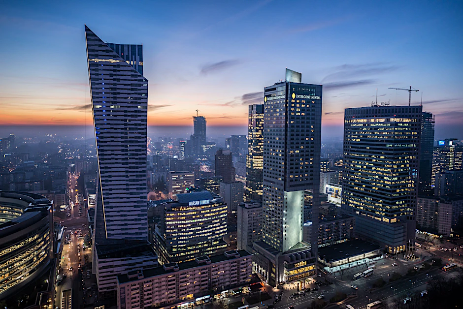Die Skyscraper von Warschau und das berühmte Libeskind-Gebäude Zlota 44