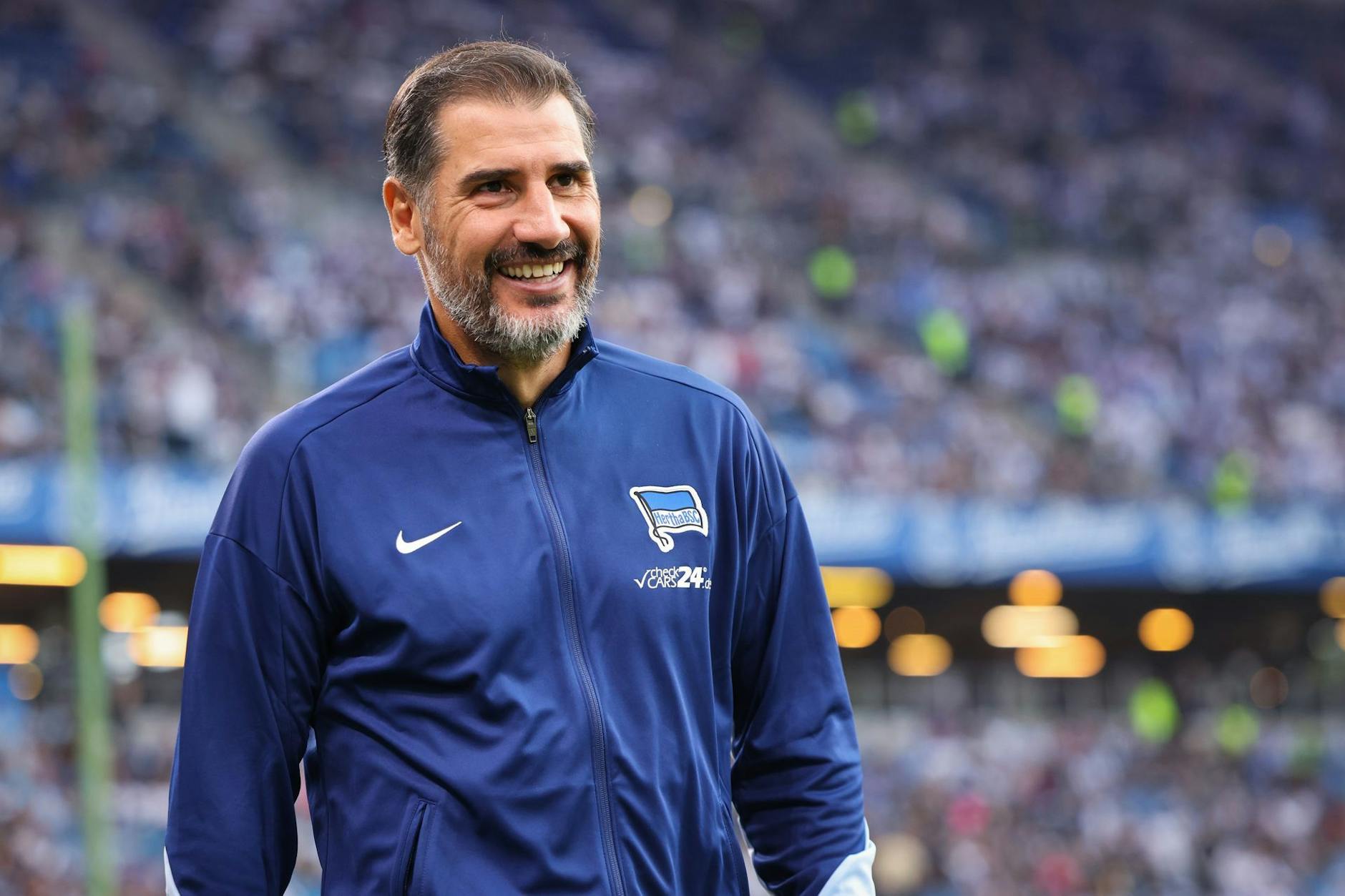 Trainer Cristian Fiél möchte beim Comeback von Fabian Reese für Hertha BSC kühlen Kopf bewahren.