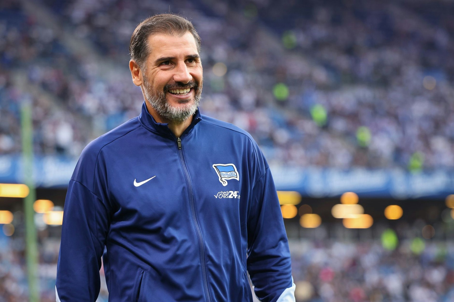 Trainer Cristian Fiél möchte beim Comeback von Fabian Reese für Hertha BSC kühlen Kopf bewahren.