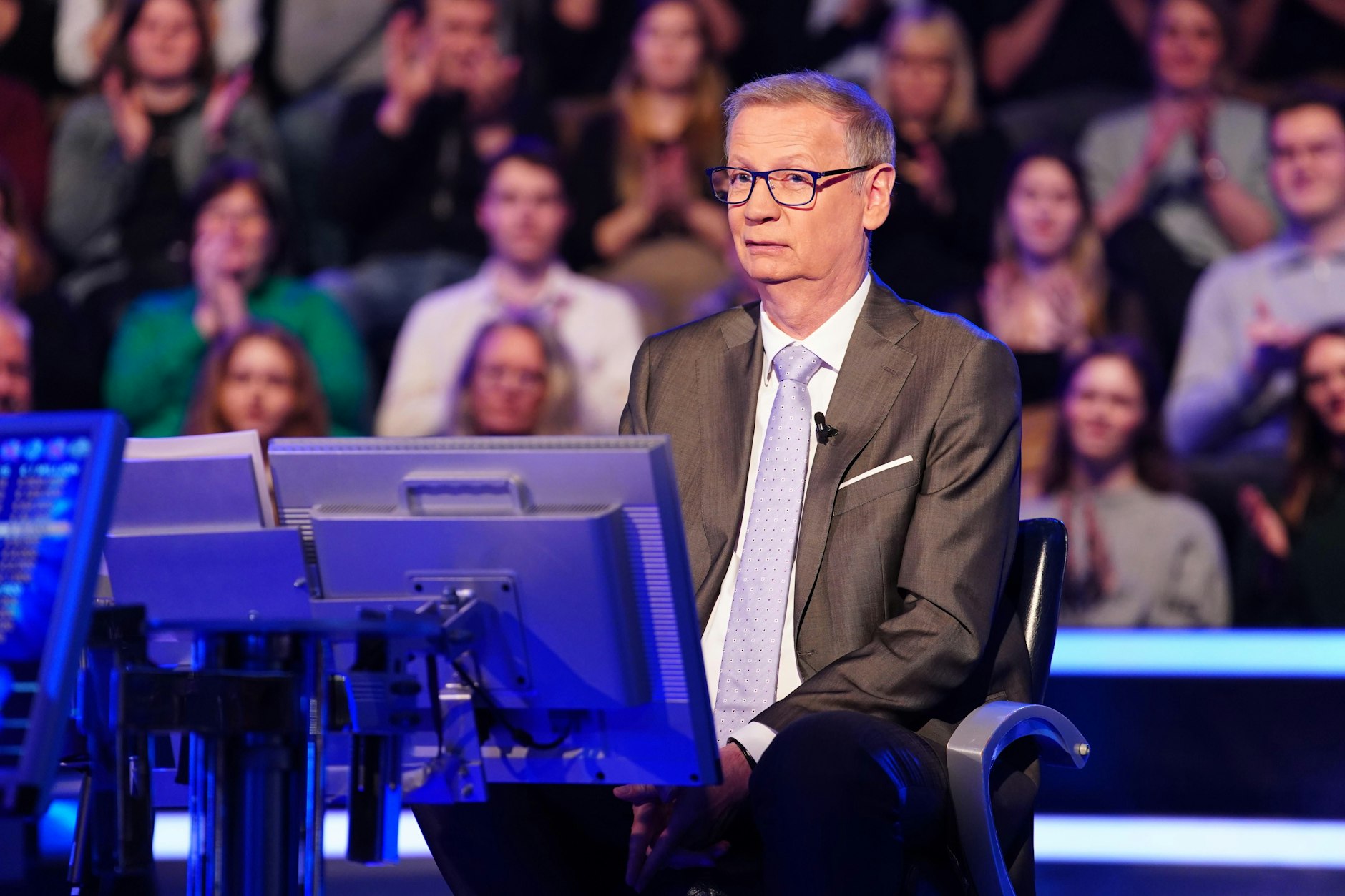 Günther Jauch moderiert Wer wird Millionär? - und lud jetzt wieder zum großen Prominenten-Special.