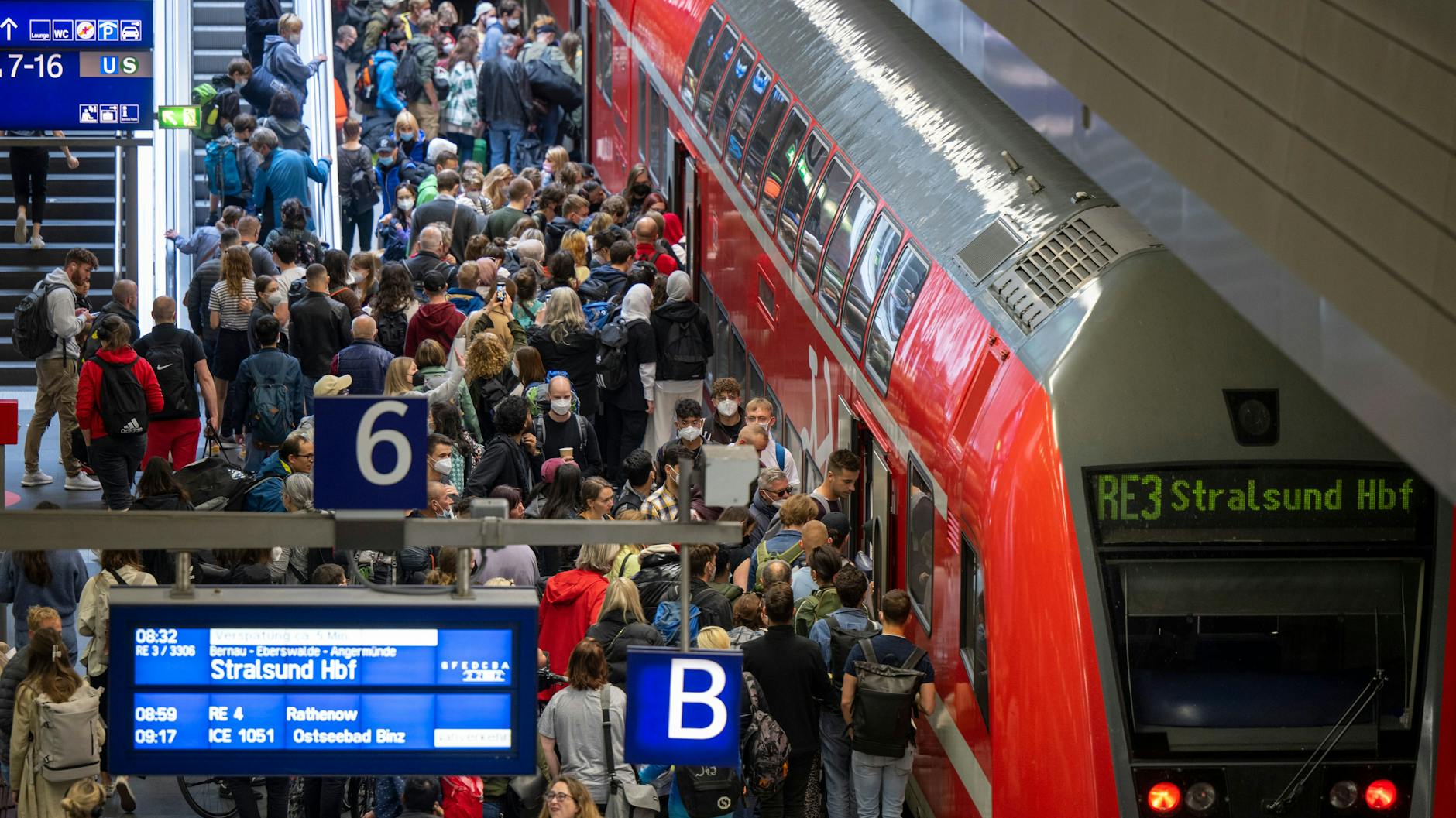Am Wochenende machen viele Berliner gern einen Ausflug - doch das dürfte bei mehreren Regio-Unterbrechungen diese Woche schwierig werden.