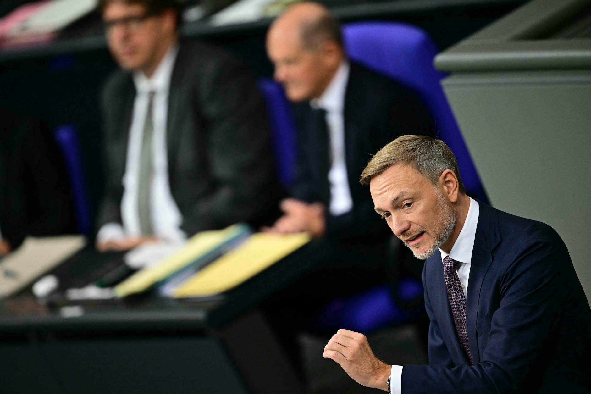 FDP-Vorsitzender Christian Lindner im Bundestag: Er hält die Debatte um die Reformierung des Paragrafen 218 für „befriedet“.