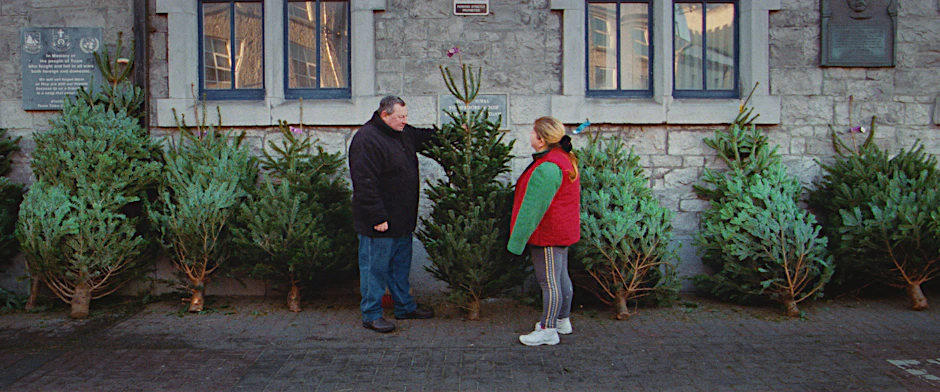 „Ganz schön viel Tamtam um 24 Stunden“, nennt einer der Gesprächspartner im Film die Vorweihnachtszeit. „So This Is Christmas“ ist ein berührend ehrlicher Film.