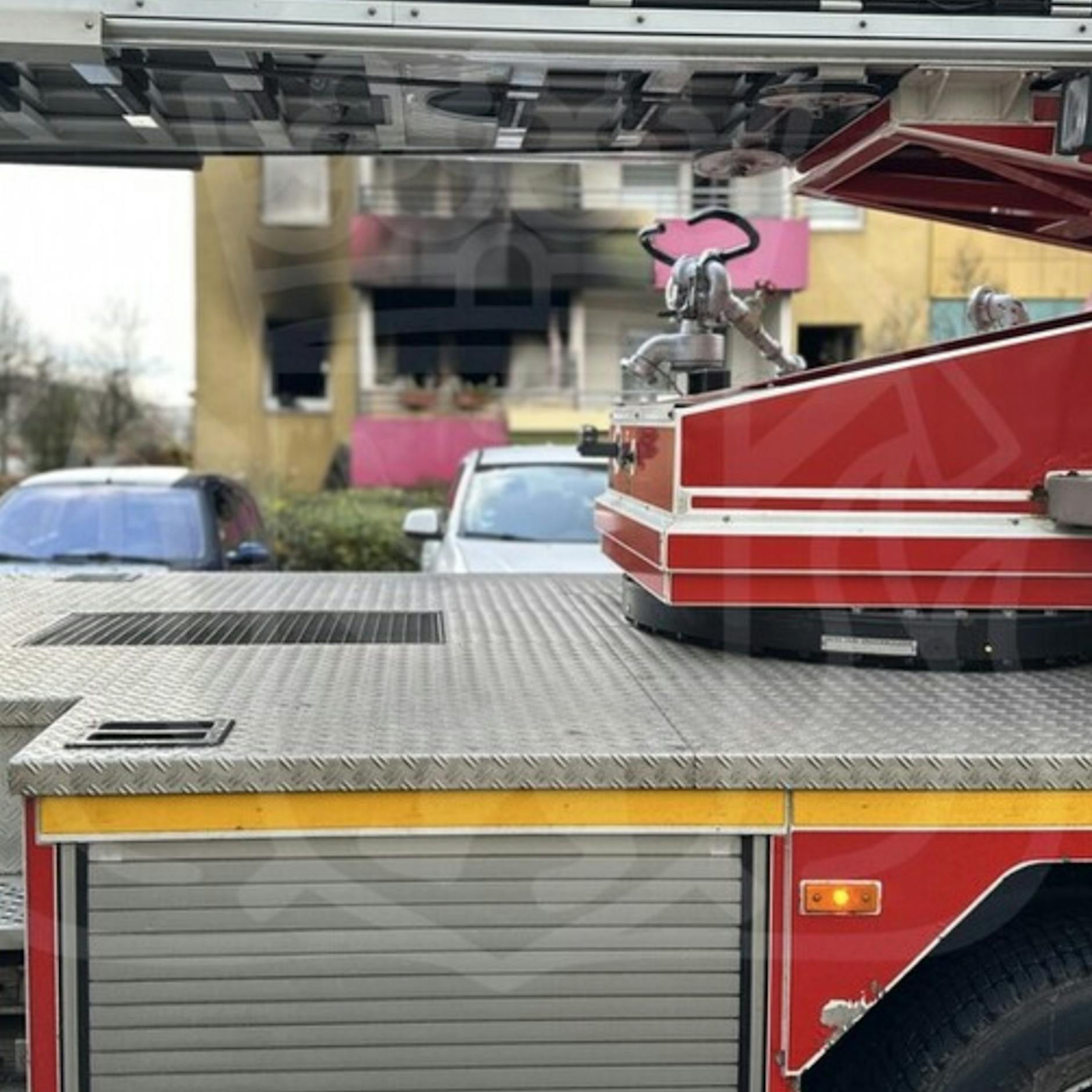 Verheerende Feuer-Tragödie in Hellersdorf: Todesopfer und Verletzte!