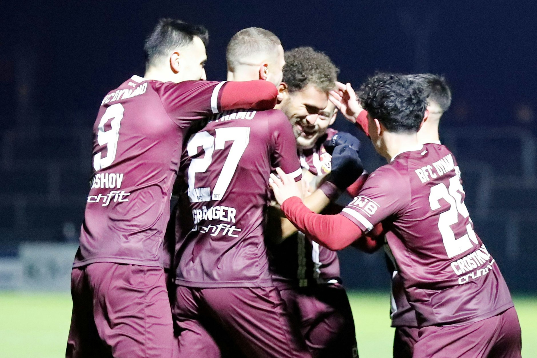 Es ist schon verblüffend: Ist das Flutlicht an, dann hatte der BFC Dynamo zuletzt immer richtig was zu feiern.