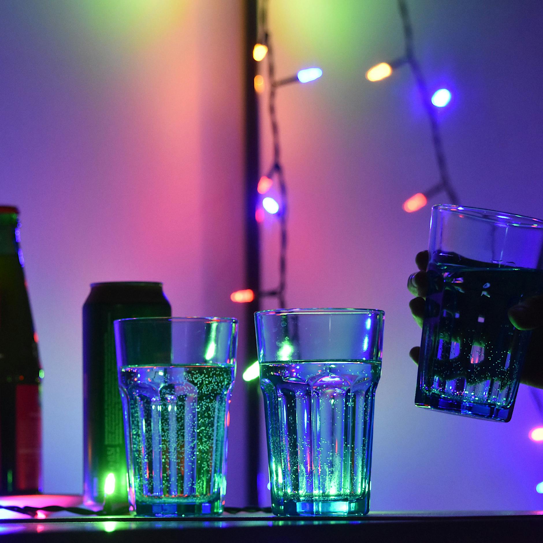 Gesundbrunnen: Streit in einer Bar eskaliert – Mann mit Glasflasche verletzt