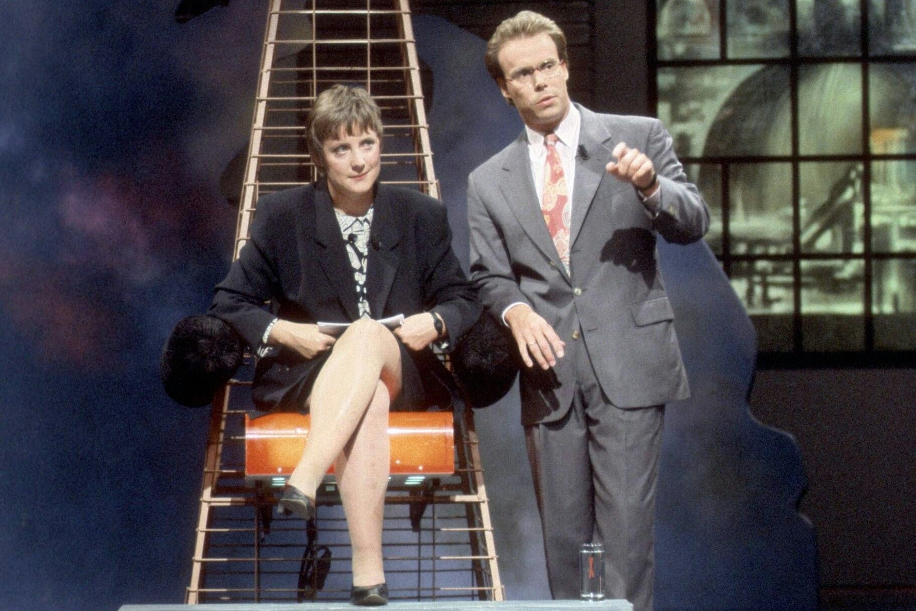 1992: Olaf Kracht und Angela Merkel in der Sendung „Explosiv – der heiße Stuhl“