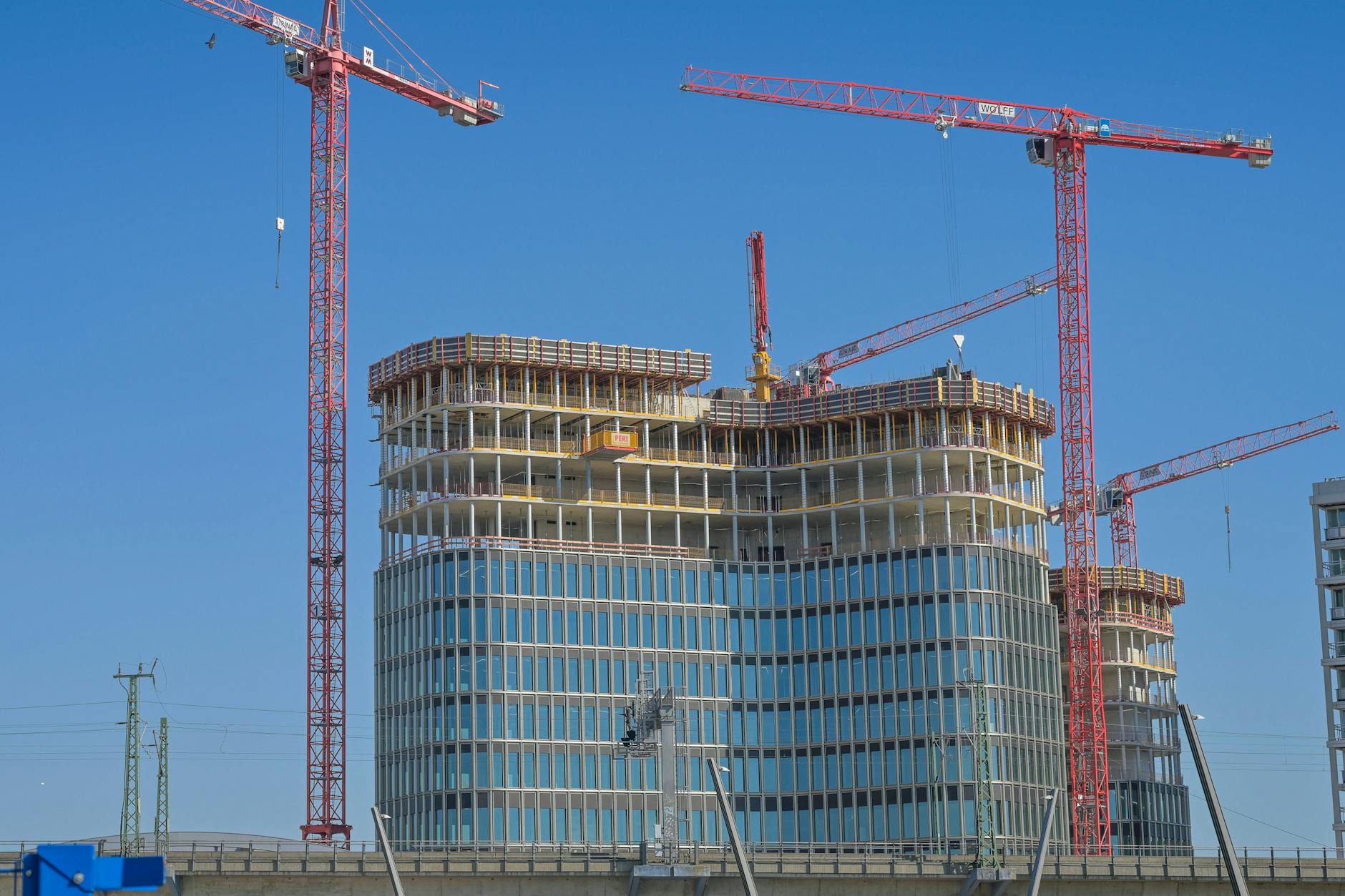 Der Hochhauskomplex Upbeat in Berlin-Moabit wächst weiter in die Höhe.