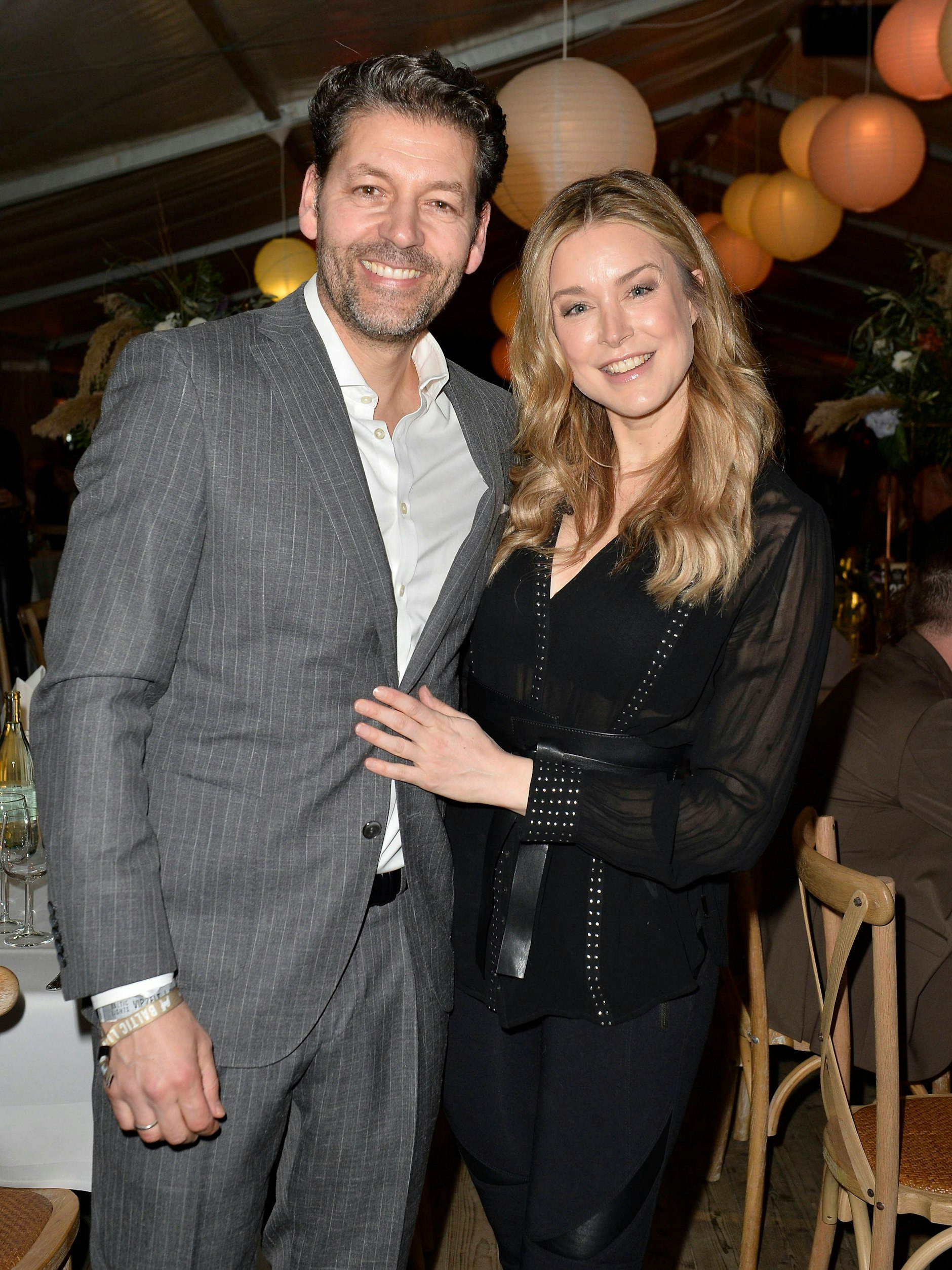 Nina mit ihrem Mann Marc bei einem Event im März 2024.
