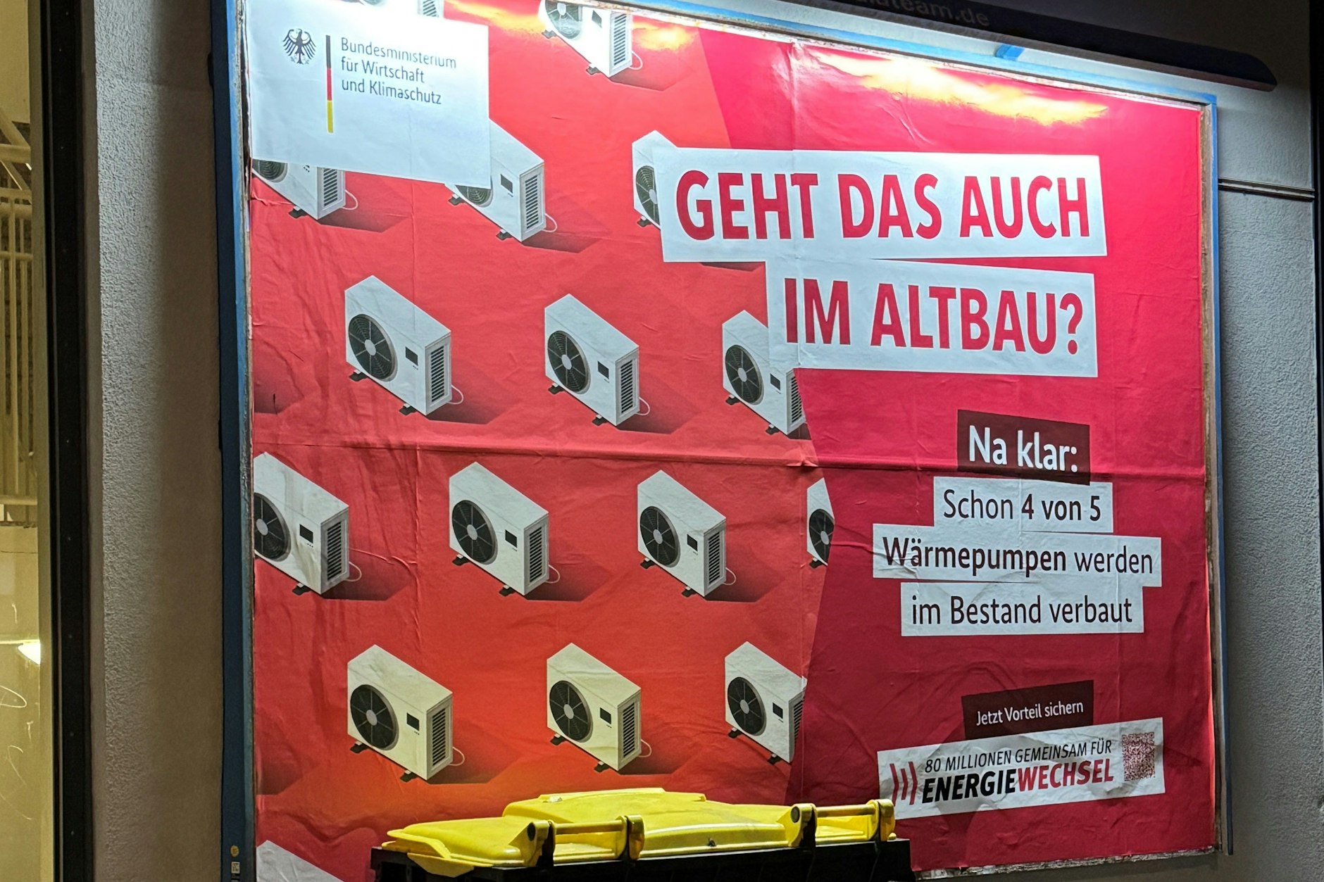 Mit diesen Plakaten wirbt das Wirtschaftsministerium derzeit für Wärmepumpen.