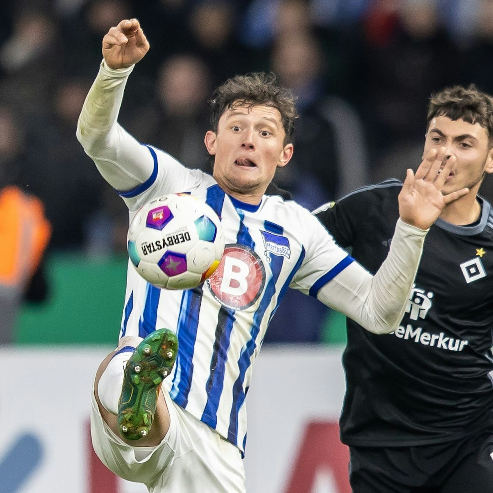 Am Ball, so wie hier im Vorjahr gegen den HSV, war Fabian Reese für Hertha BSC in dieser Saison noch in keinem Pflichtspiel.