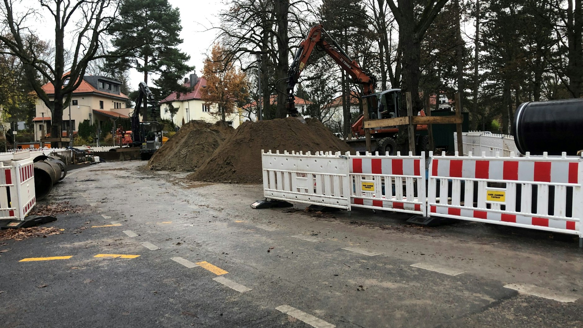 Baustelle am Pankower Heinrich-Mann-Platz.