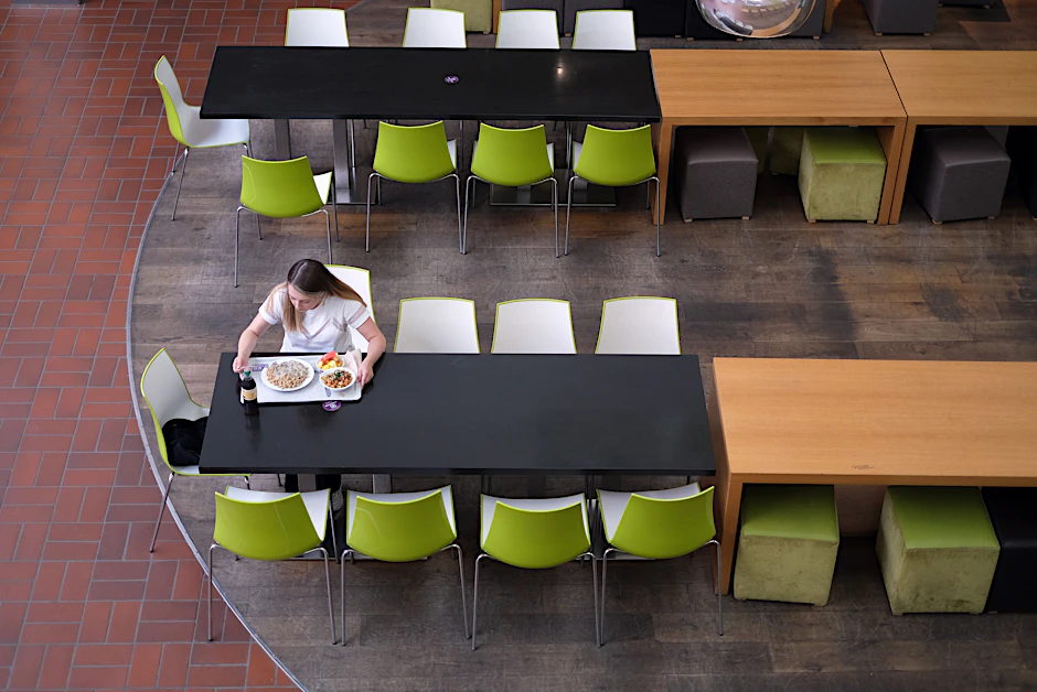 Studenten müssen sich ab Januar auf teureres Essen in Mensen einstellen.