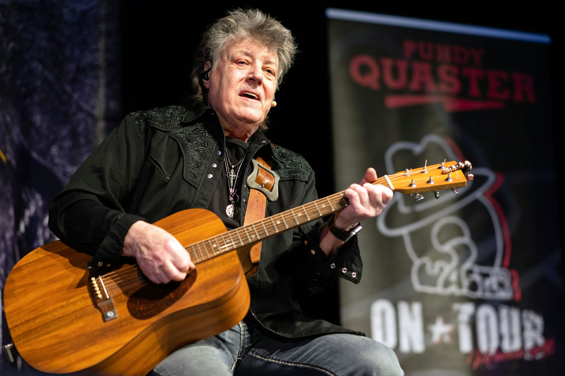 Dieter „Quaster“ Hertrampf: Auch mit 80 Jahren ist der einstige Pihdys-Rocker auf Tour.