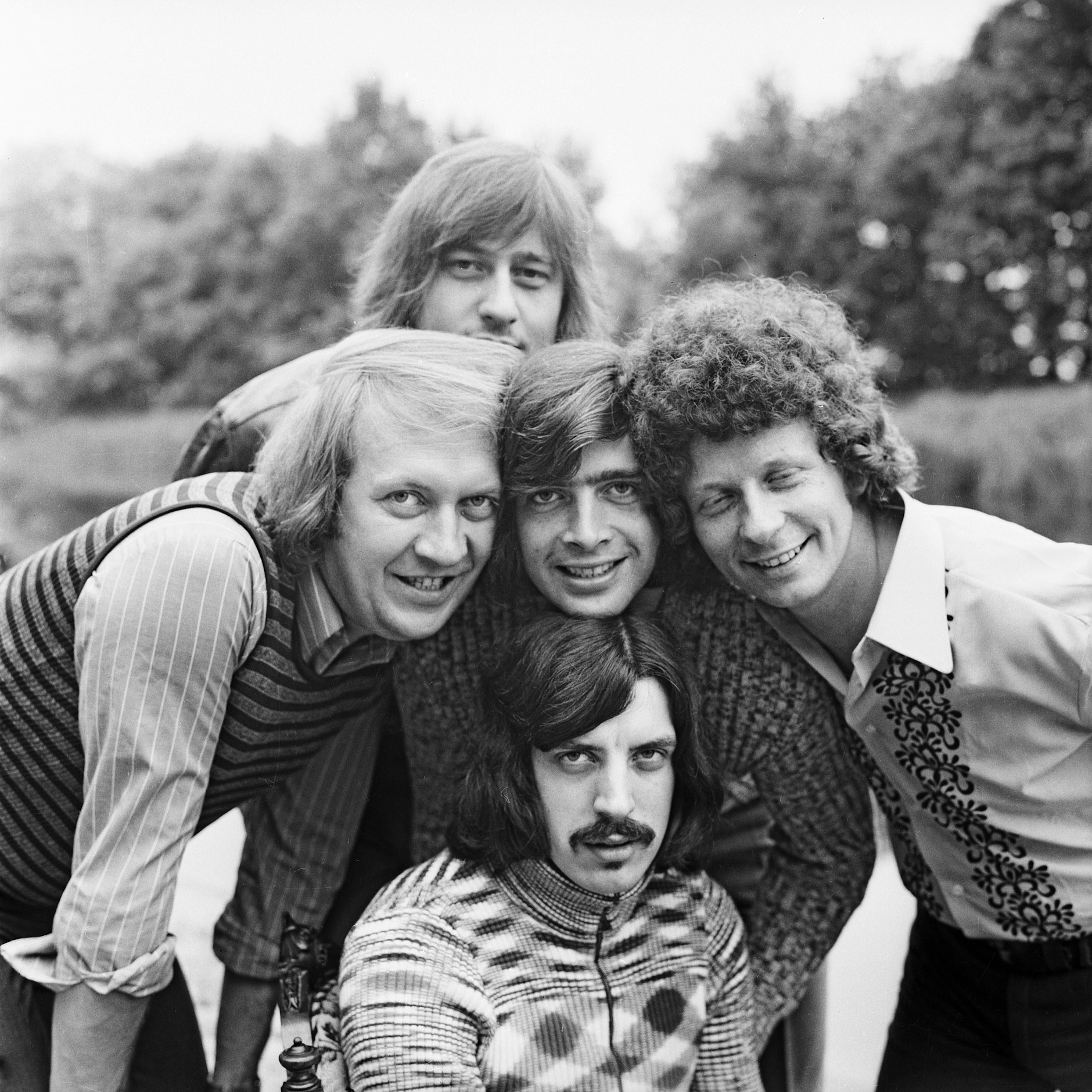 Die Puhdys Anfang der 70er-Jahre: Keyboarder Peter „Eingehängt“ Meyer, Schlagzeuger Gunther Wosylus, Bassist Harry Jeske (v. li.), Dieter &nbsp;„Maschine“&nbsp;Birr (hinten) und Dieter „Quaster“&nbsp;Hertrampf (vorne)