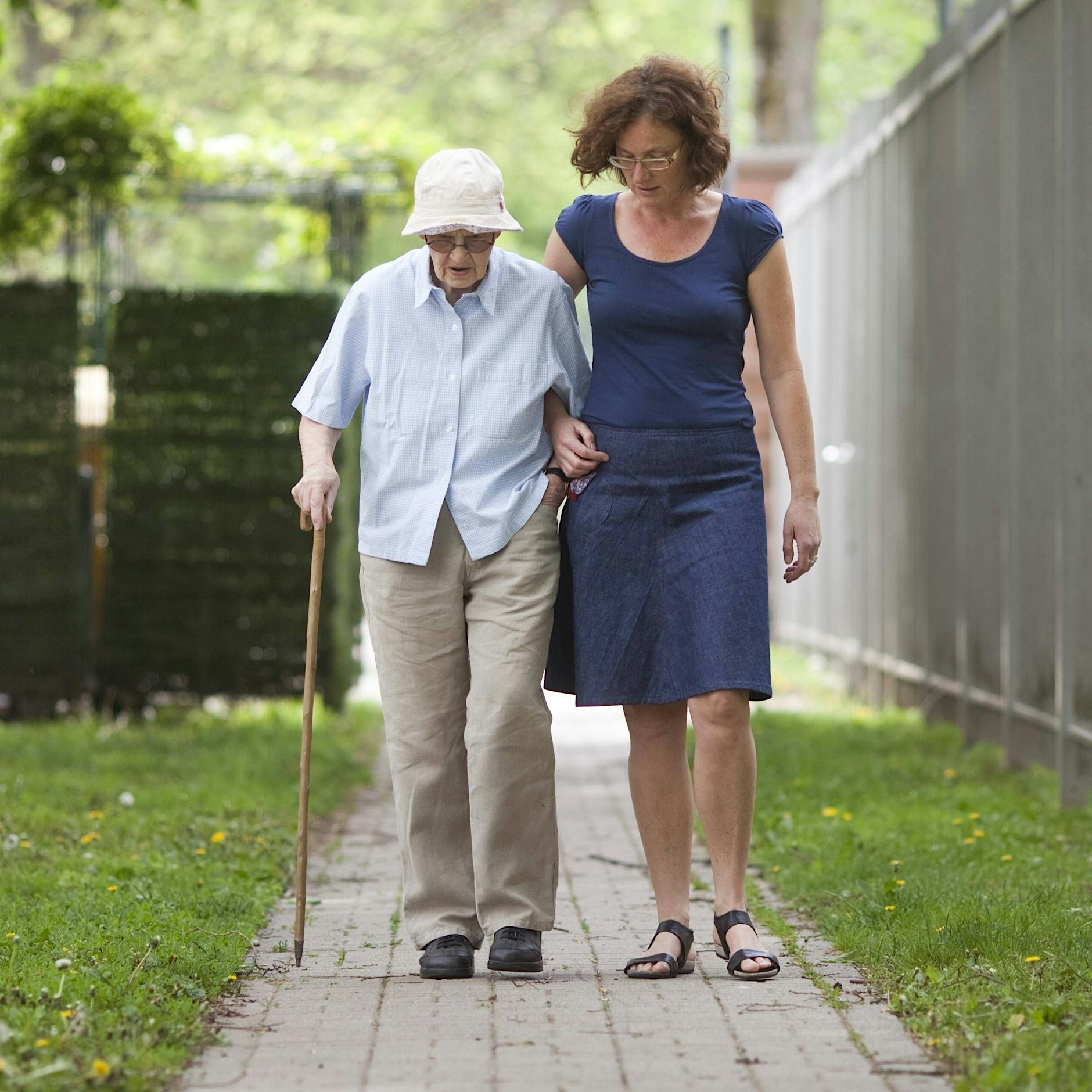 „Wir können es nicht mehr leisten“: Pflegende Angehörige senden Hilferuf