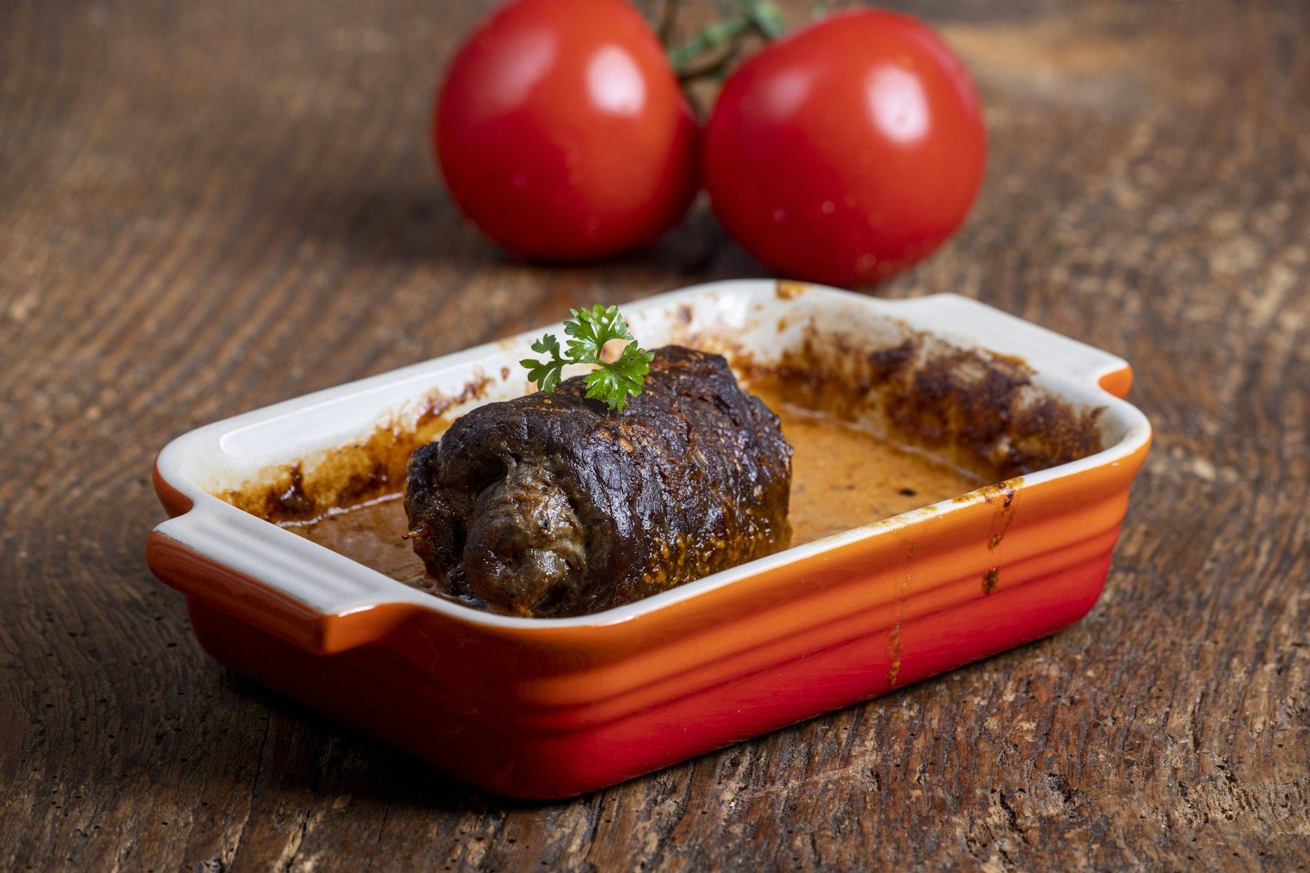 Probieren Sie das Rezept für Rinderrouladen gleich mal aus.