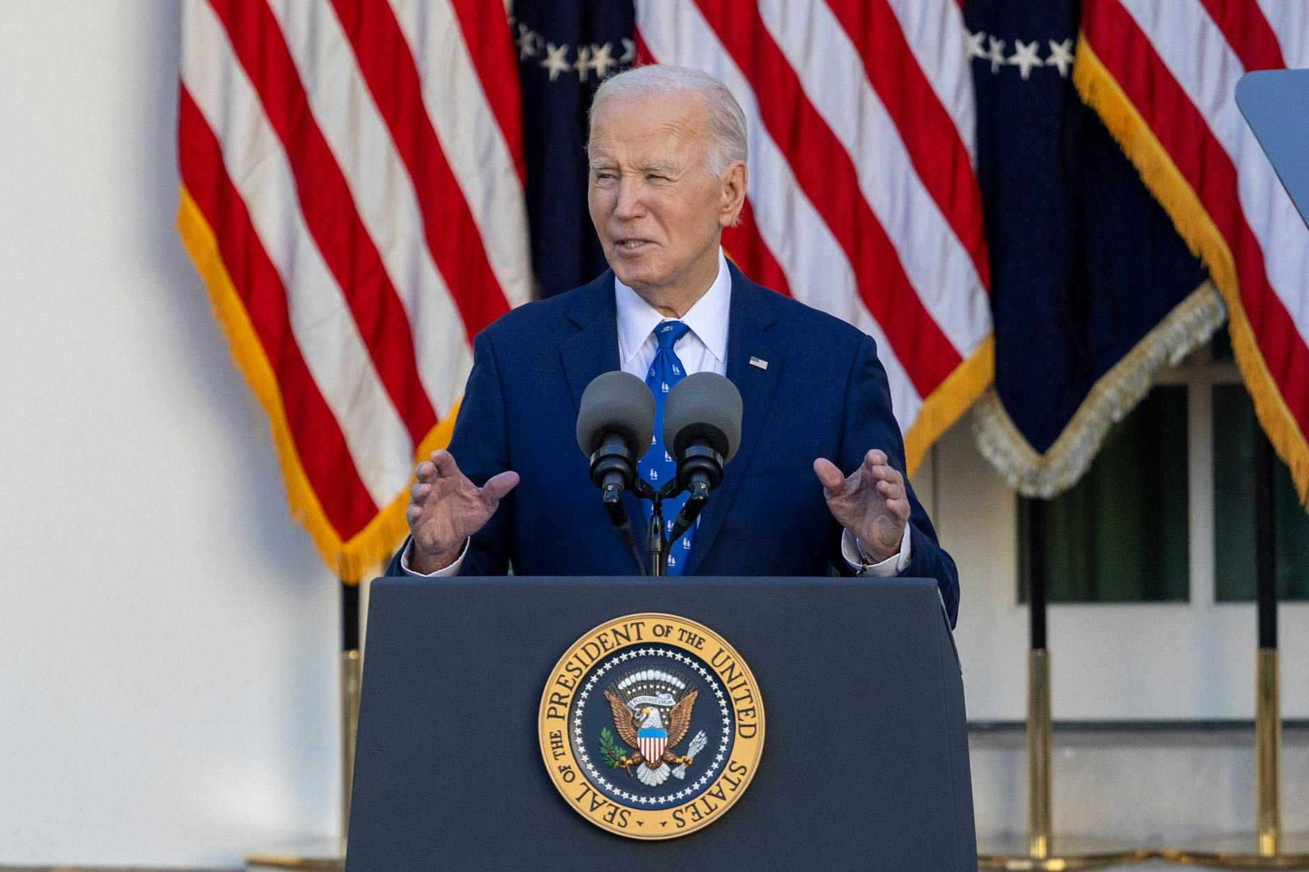 Joe Biden verkündet die zwischen Israel und der Hisbollah vereinbarte Waffenruhe.