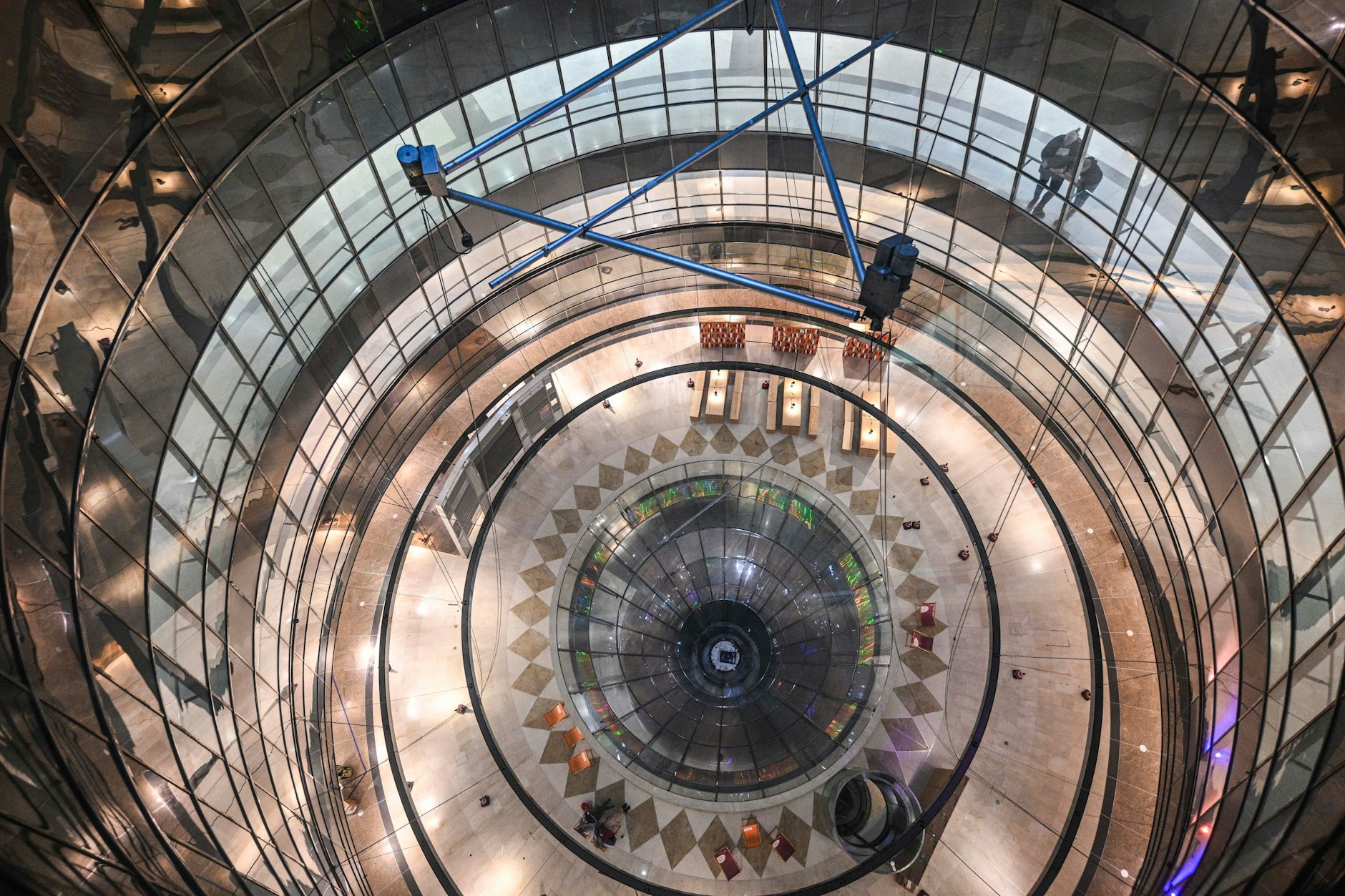 Das ehemalige Kaufhaus Galeries Lafayette in der Berliner Friedrichstraße: der perfekte Standort für eine Bibliothek