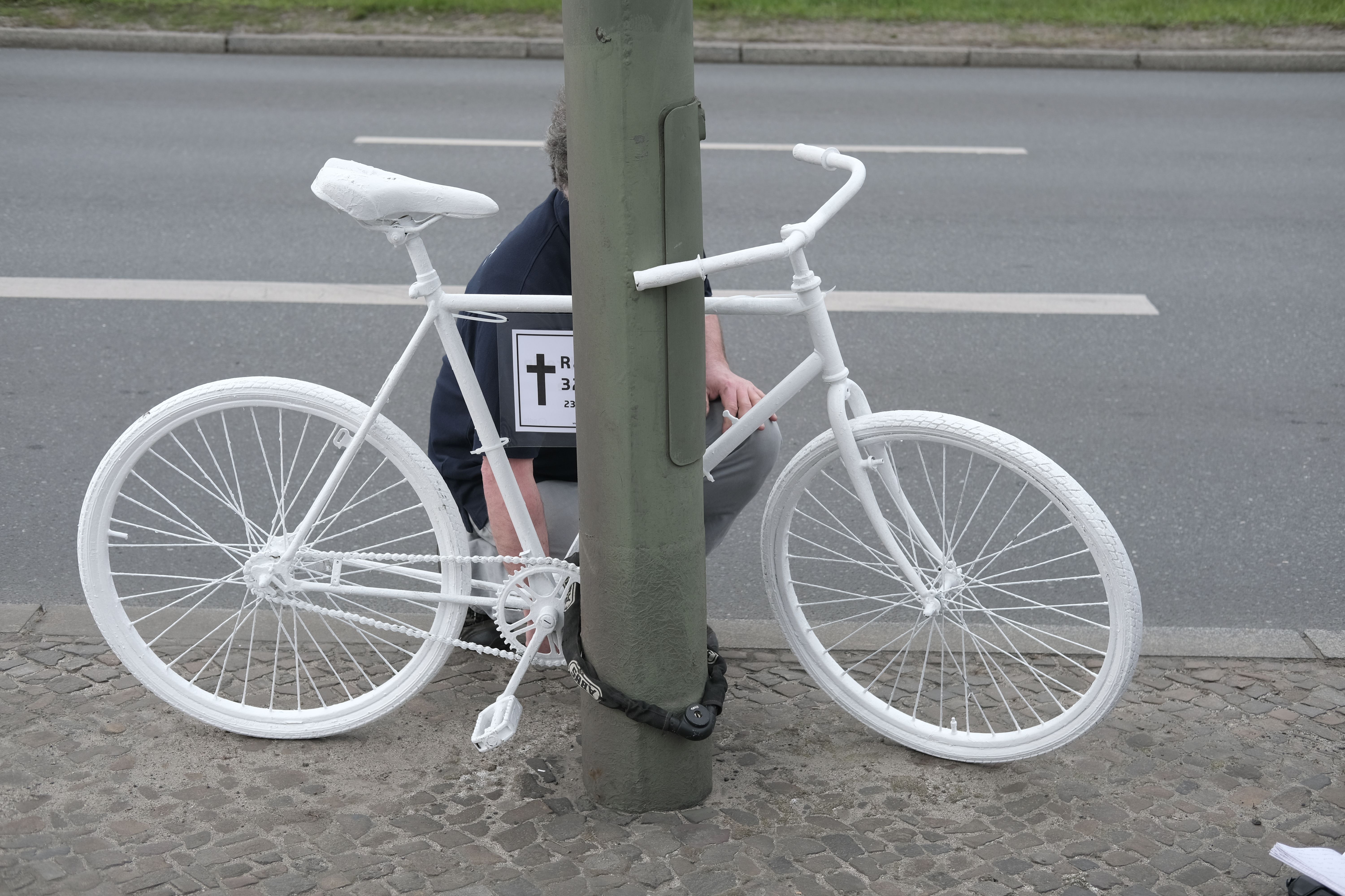 Image - Taxitür plötzlich geöffnet: Freispruch nach tödlichem Fahrradunfall in der Kantstraße in Charlottenburg