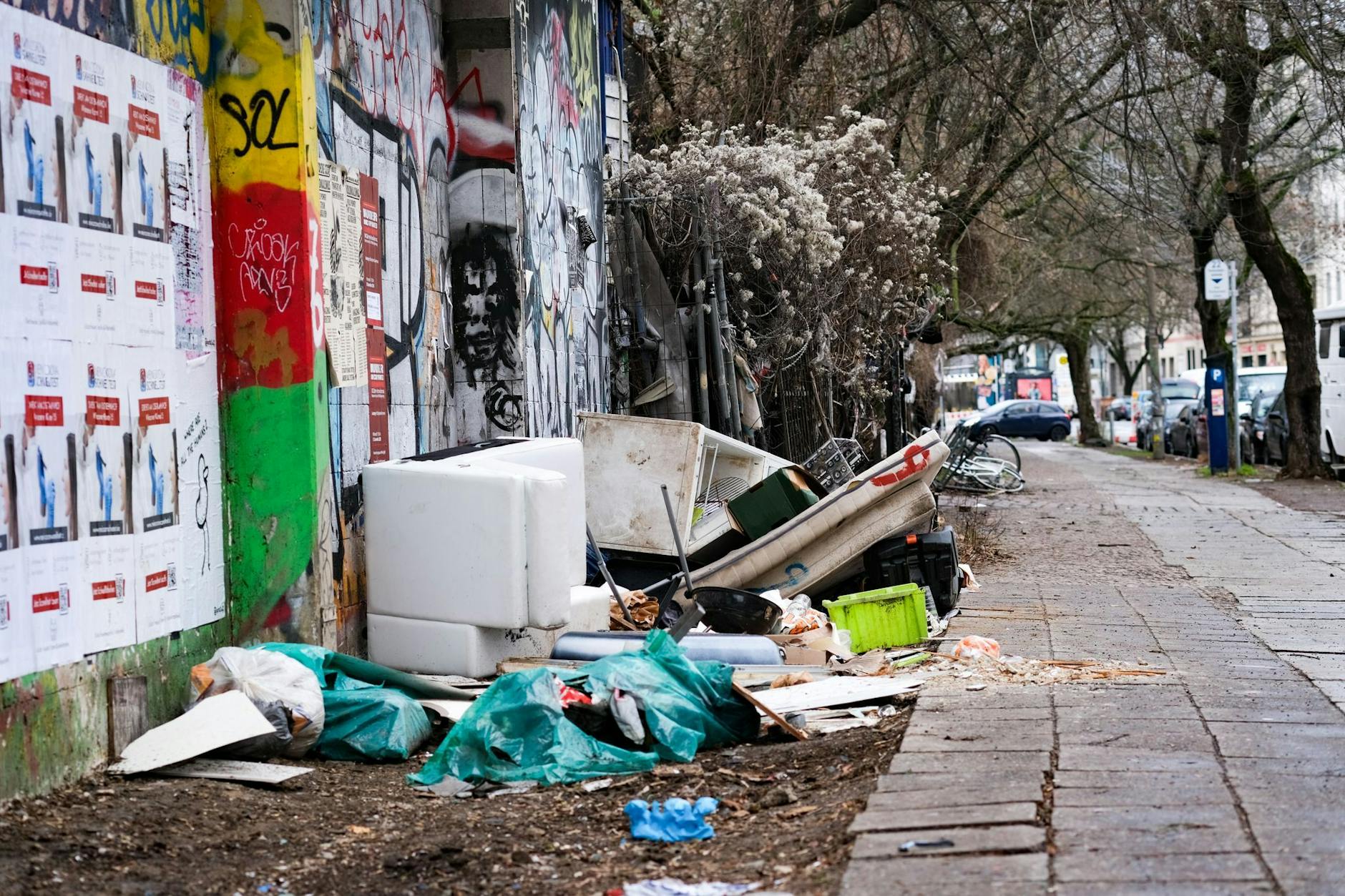 Illegaler Müllhaufen in Berlin