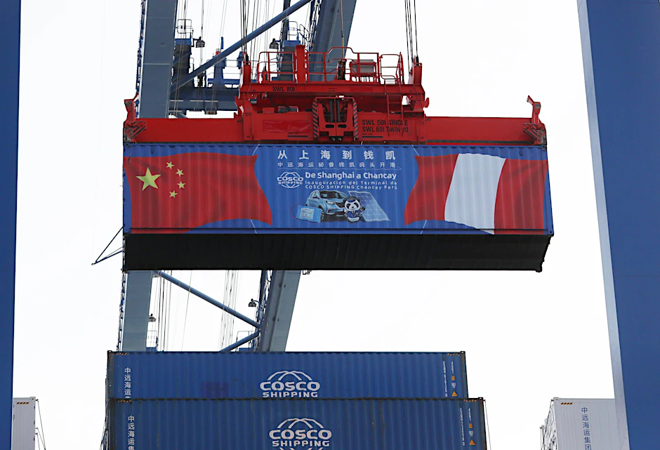 China legt schon los in Südamerika, während die EU sich nicht einigen kann. Symbolisch wird im November ein Container zur Eröffnung des chinesischen Hafens Chancay in Peru abgeladen.