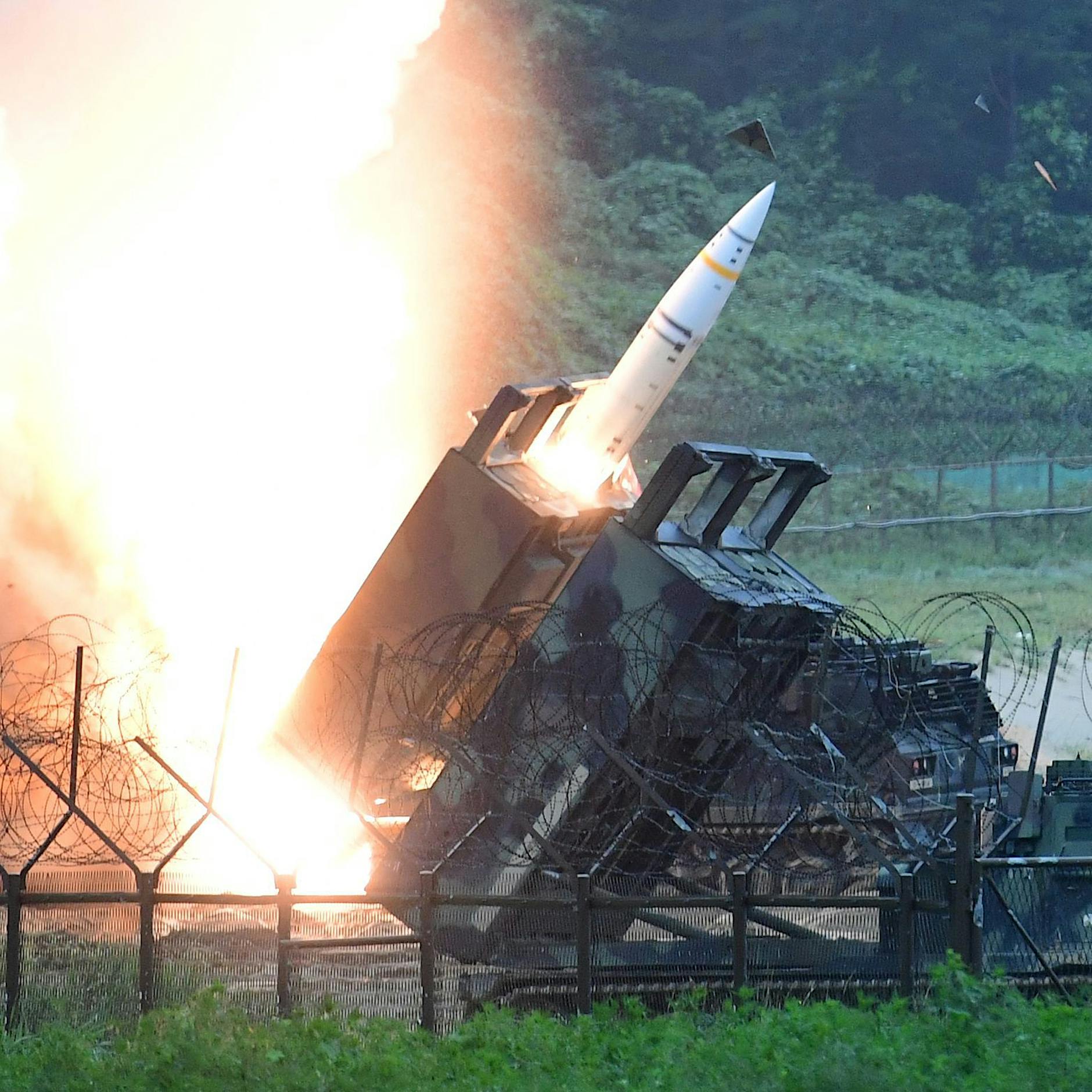 Ukraine meldet „massivsten“ Angriff auf Russlands Industrieanlagen – Kreml reagiert