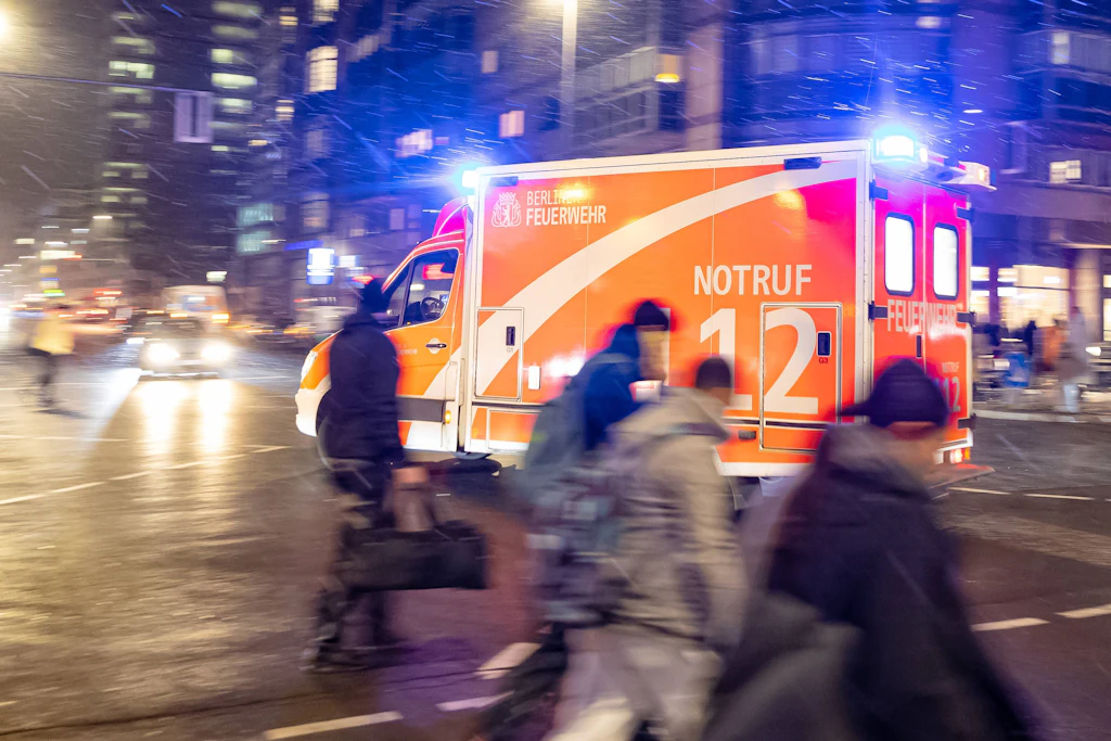Berliner Blut-Nacht: Bei 3 Taten wird zugestochen, 2 Opfer verbluten fast