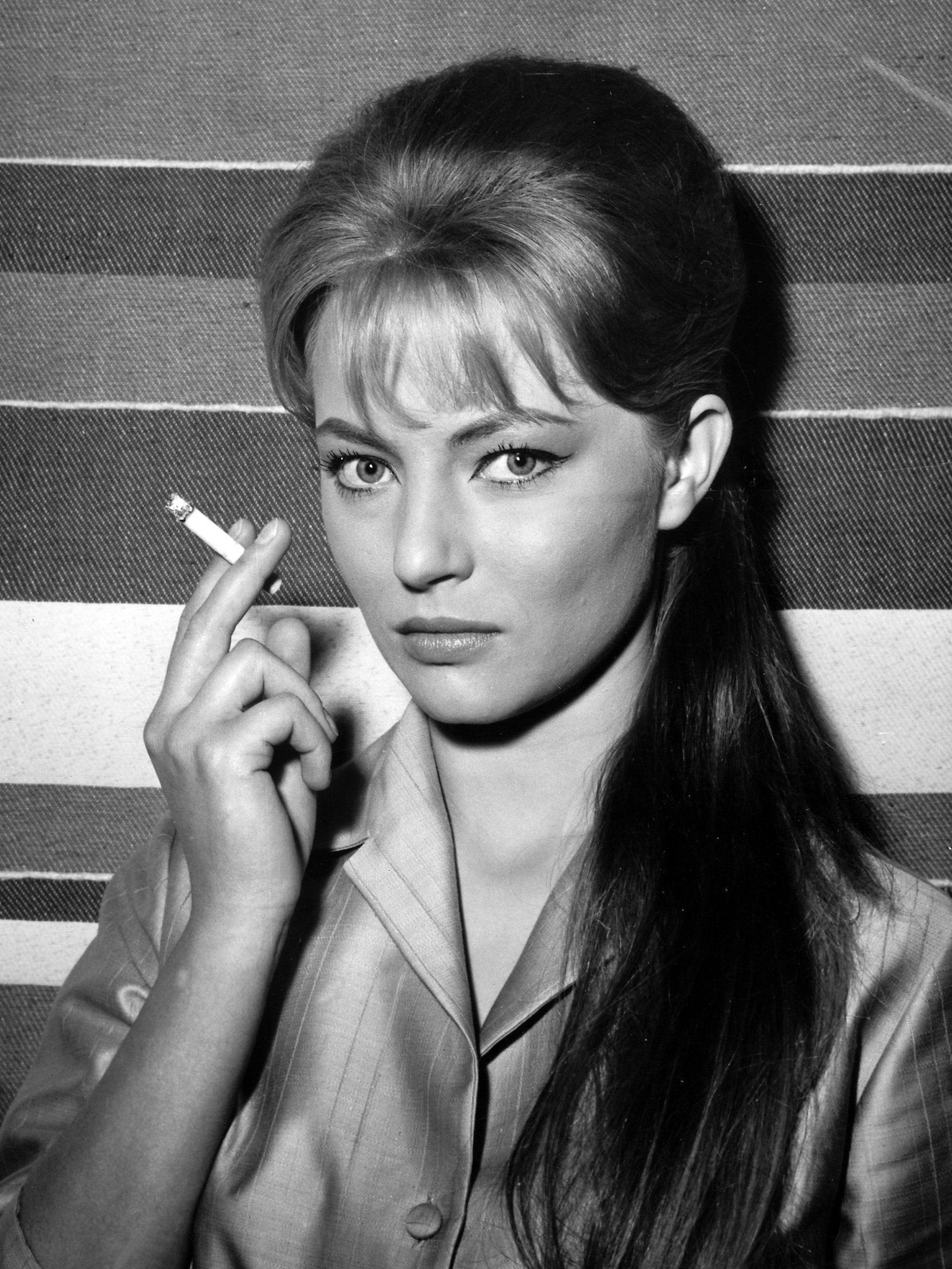 Nach ihrem Auftritt im Film „Die Halbstarken“ wurde Karin Baal zum Teenie-Idol.