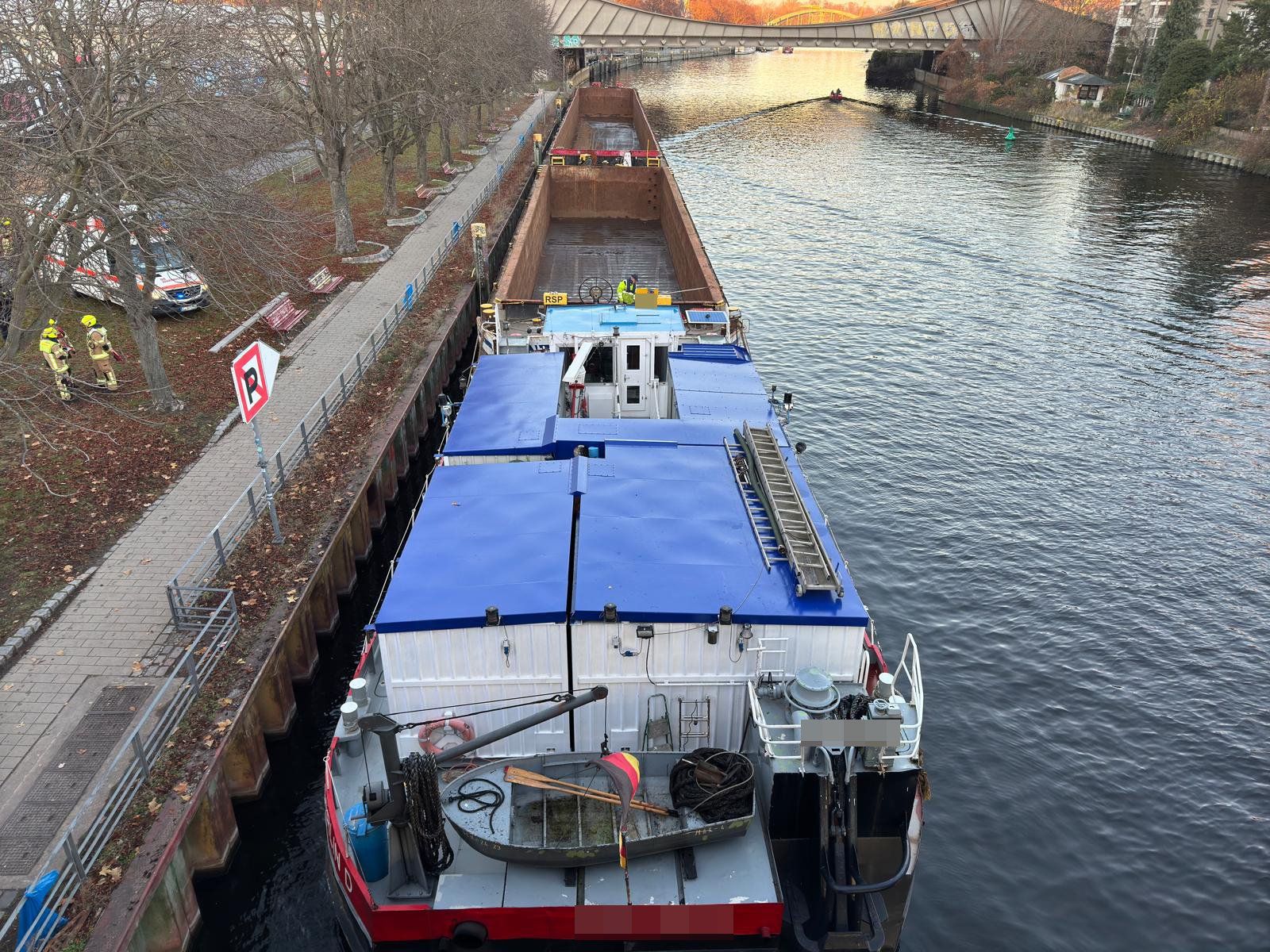 Binnenschiff kracht in Ruderboot – Frau tot!