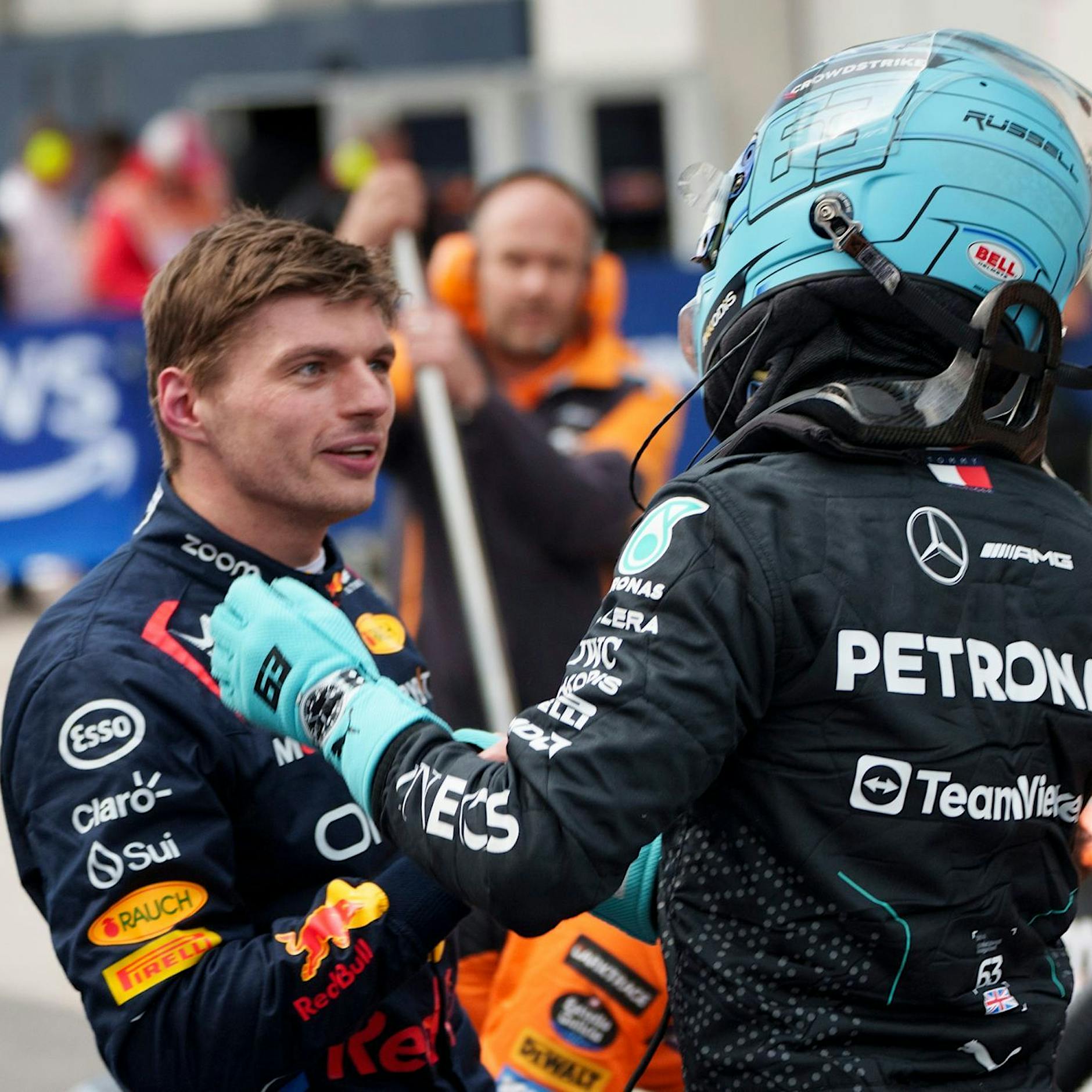 Zoff in der Formel 1: Weltmeister Verstappen gerät mit Russell aneinander