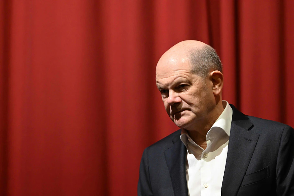 Grünen-Chef Banaszak attackiert Scholz: SPD soll Führungsanspruch ...