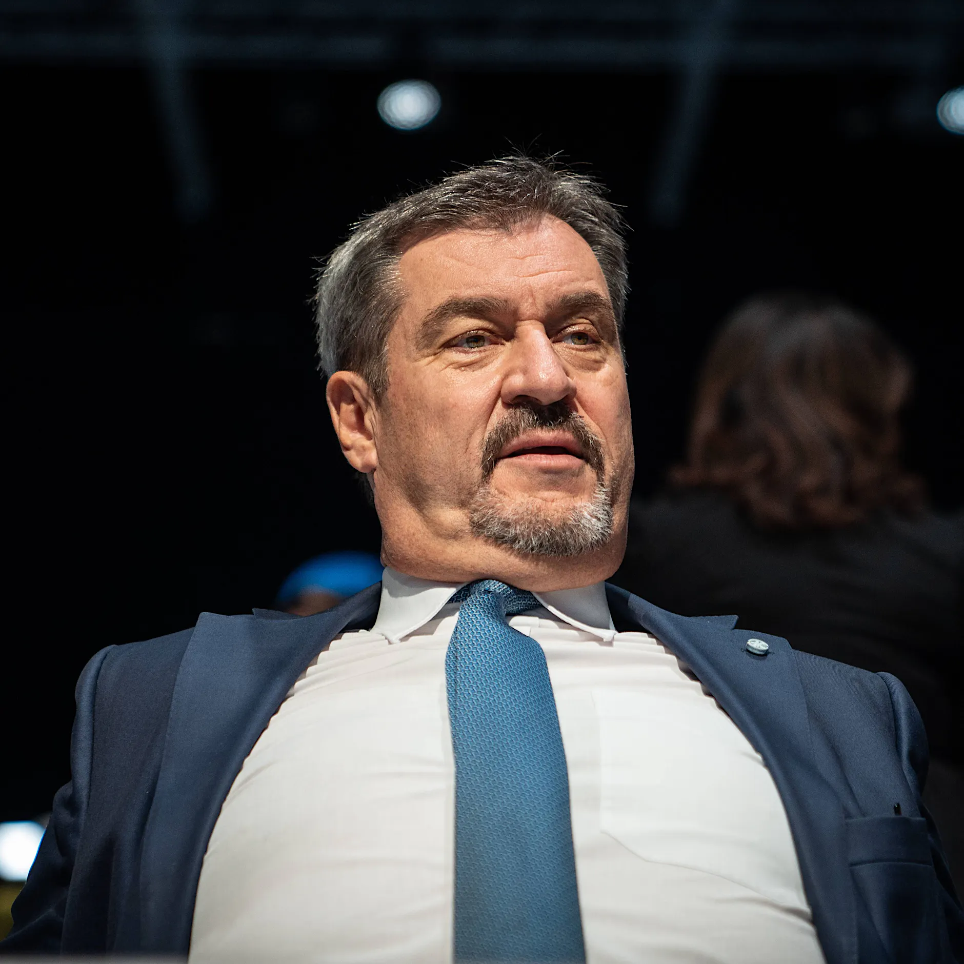 Markus Söder macht Wahlkampf wie Donald Trump: Besuch bei McDonalds