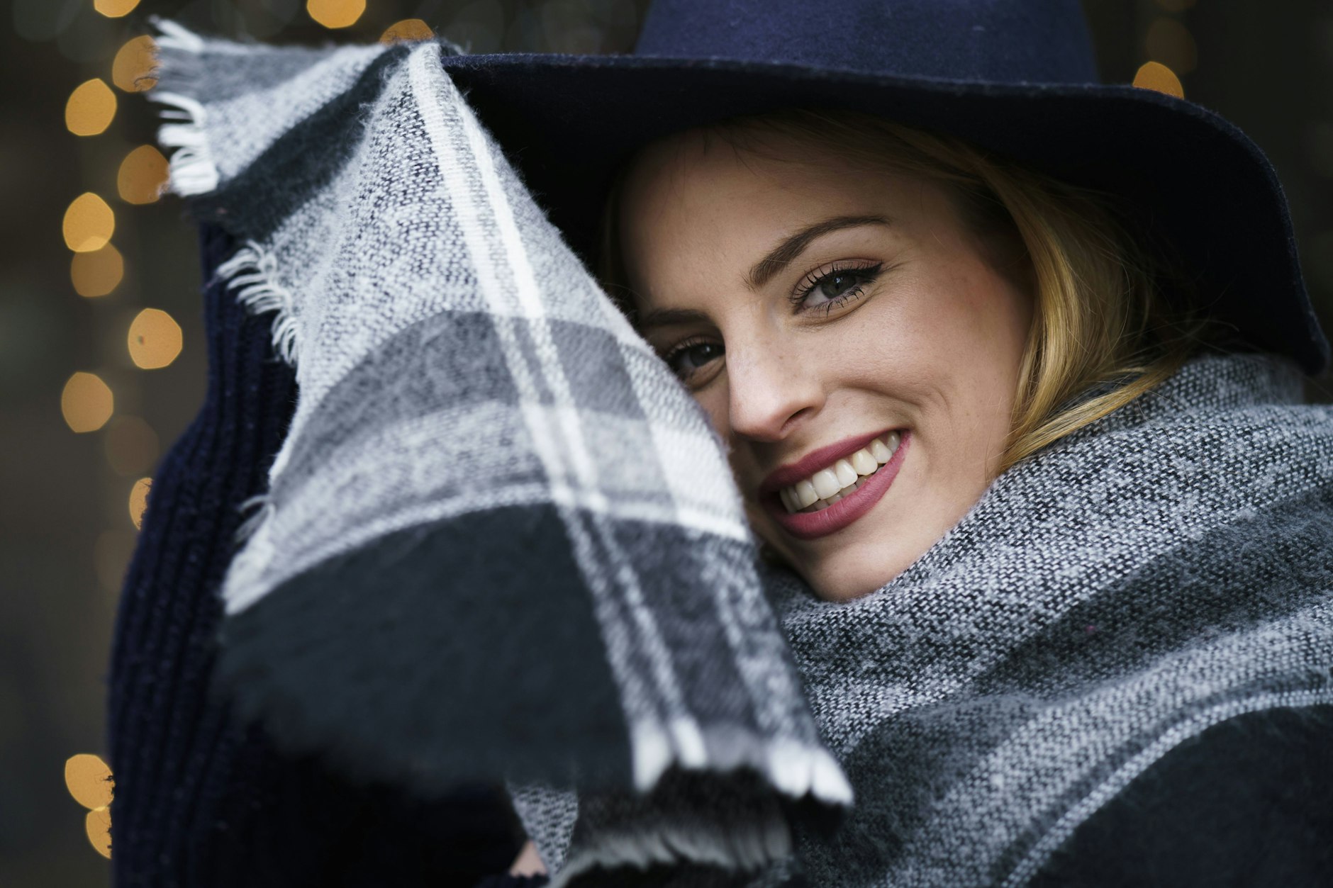 Löwe, werfen Sie einen Blick in Ihr Horoskop und finden Sie raus, was Sie diese Woche erwartet.