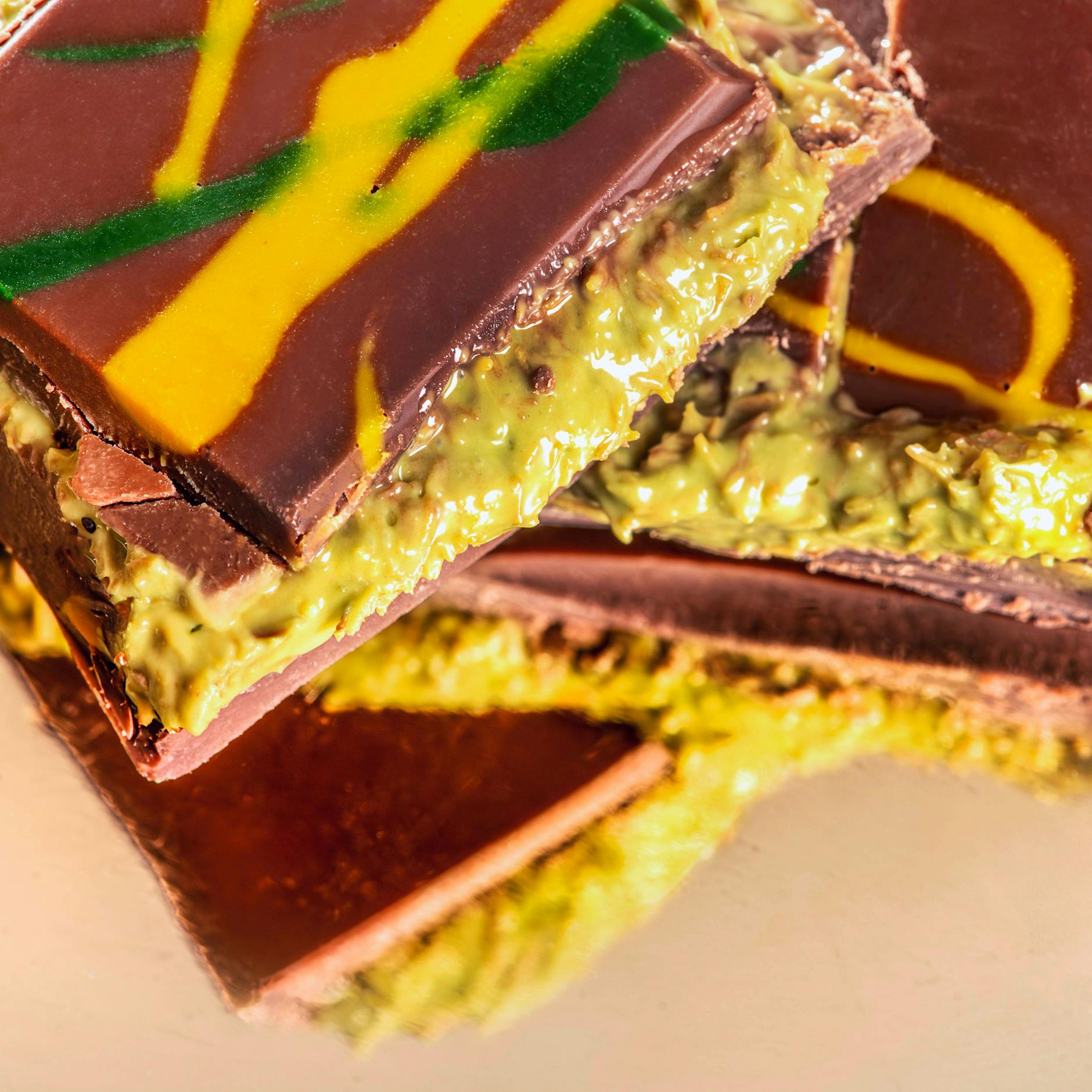 Lidl und Aldi liefern sich erbitterte Preisschlacht um Dubai-Schokolade