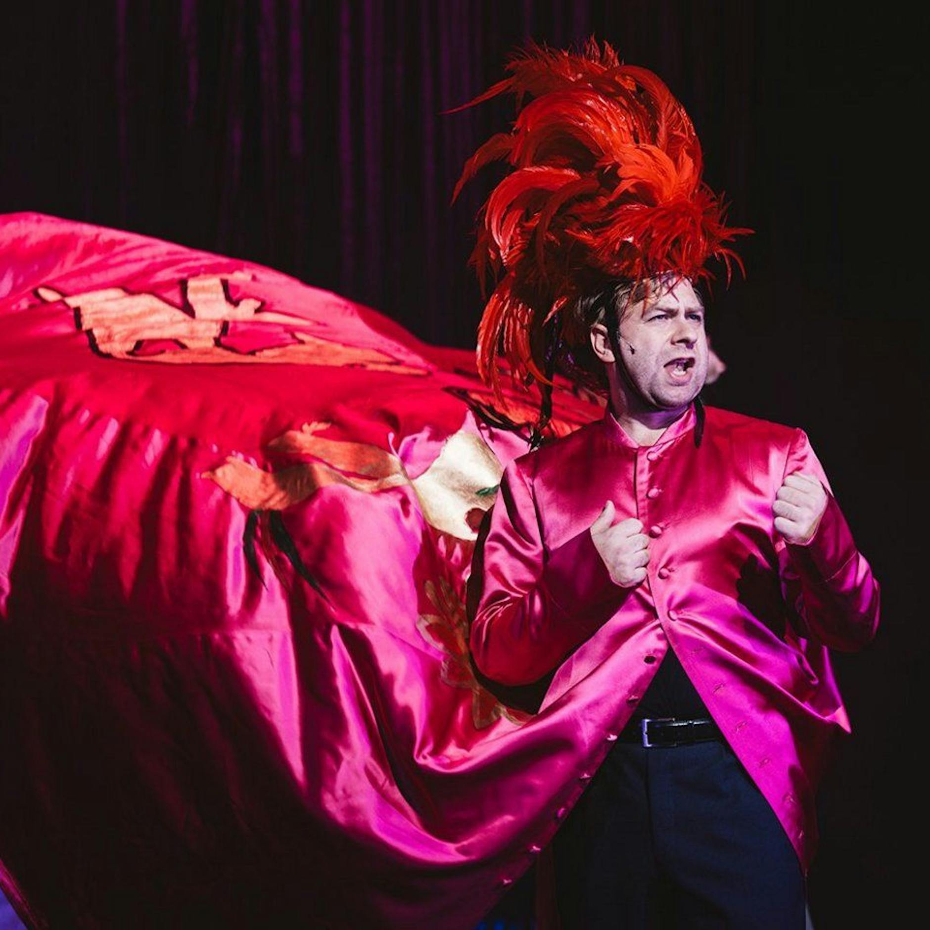 Image - Deutsches Theater Berlin: Rette sich, wer kann – mit Rosa von Praunheim auf „Die Insel der Perversen“