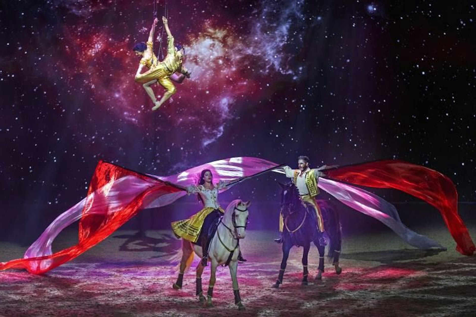 Eine Welt voller Phantasie, unterstützt von emotionaler Musik und beeindruckenden Licht- und Spezialeffekten.