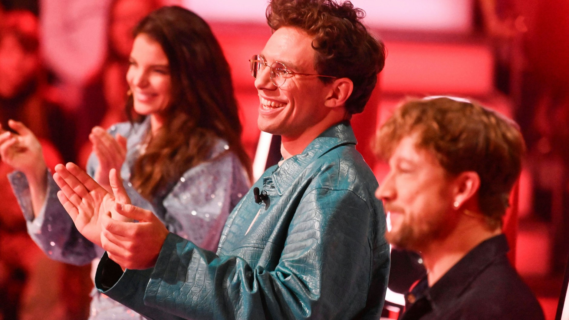 Sänger Kamrad (Mitte) gehört seit diesem Jahr zu den Coaches in der Musik-Show „The Voice of Germany“.