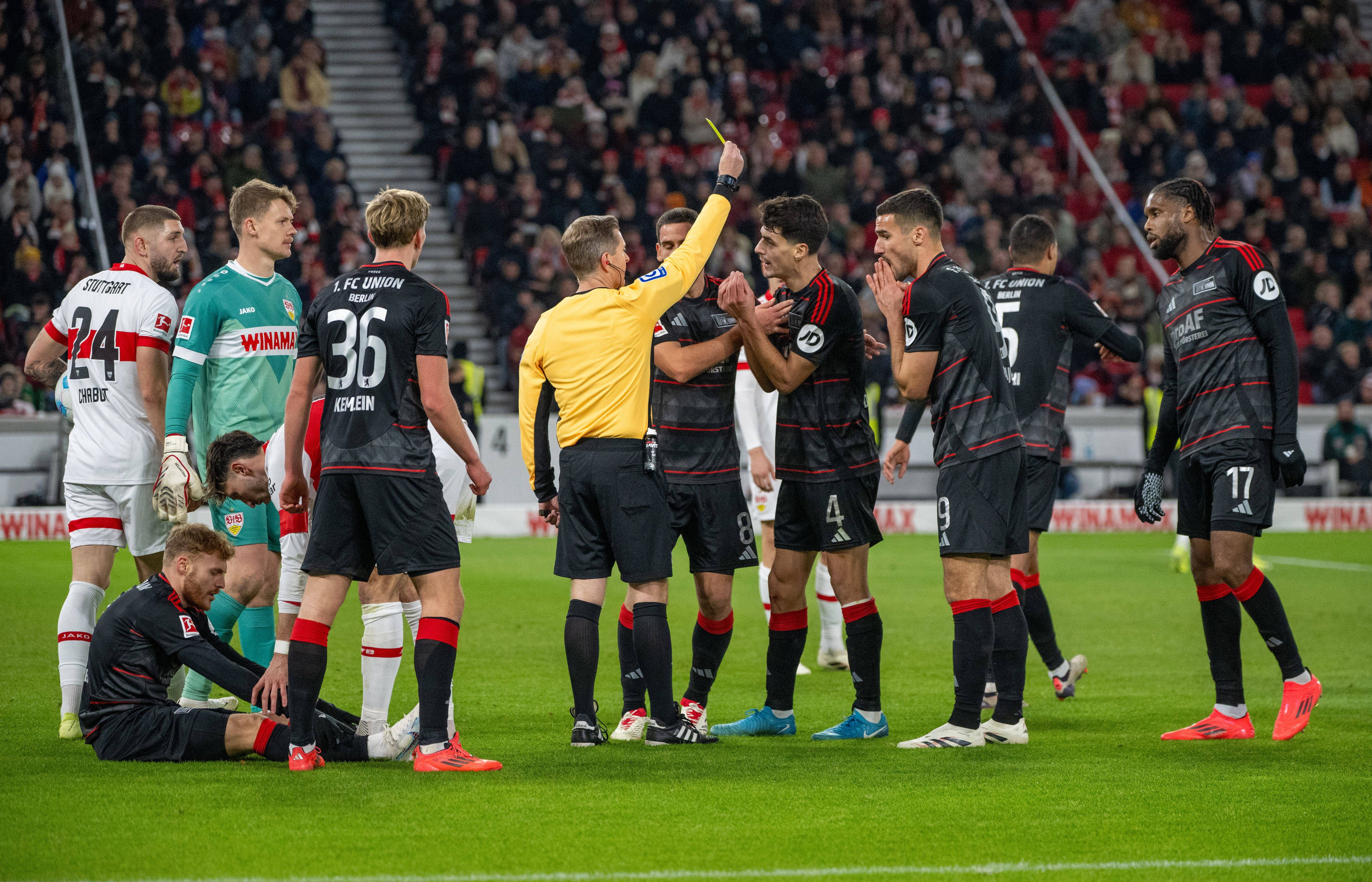 Rekordverdächtig: 1. FC Union kassiert vier Karten in 30 Sekunden!