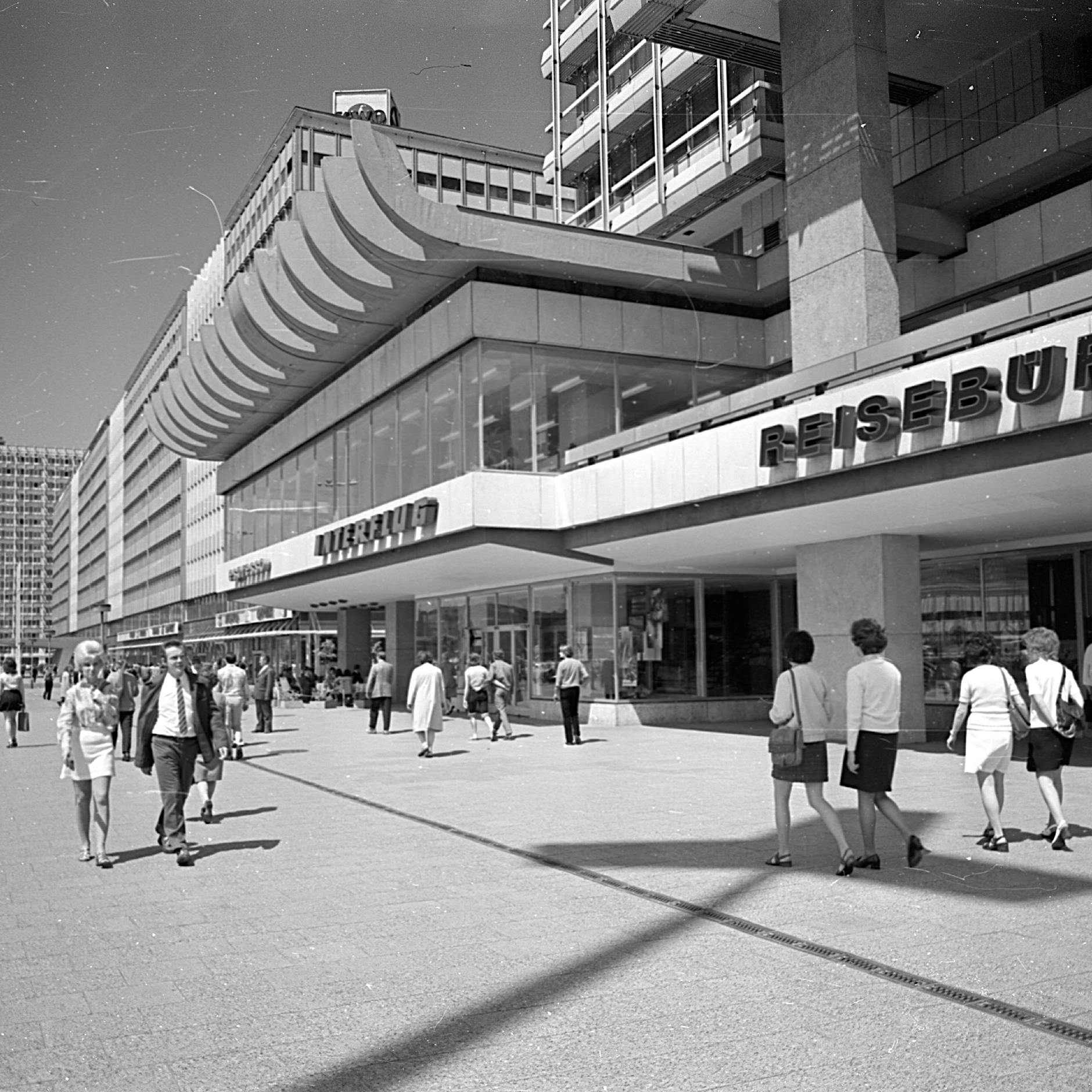 Berlin: Erinnerungen an das Haus des Reisens und einen für die DDR unverzichtbaren Begriff