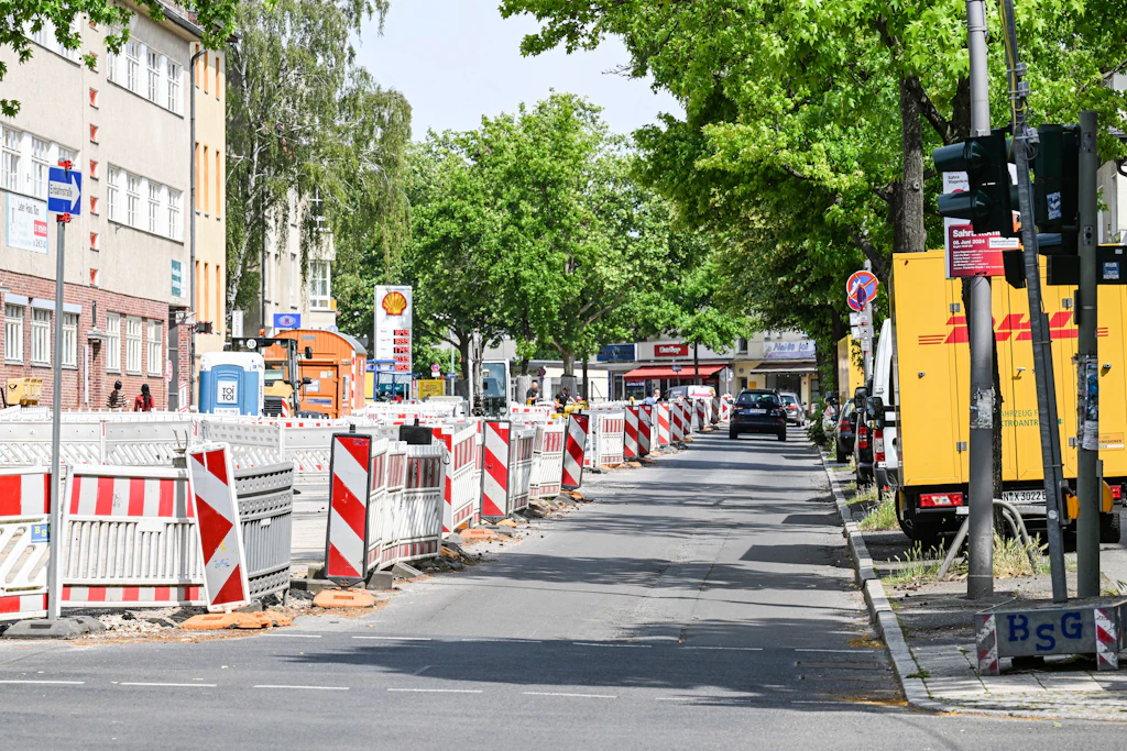 Lichtenrader Bahnhofstraße: Erster Bauabschnitt für neue Flaniermeile bis Sommer 2025