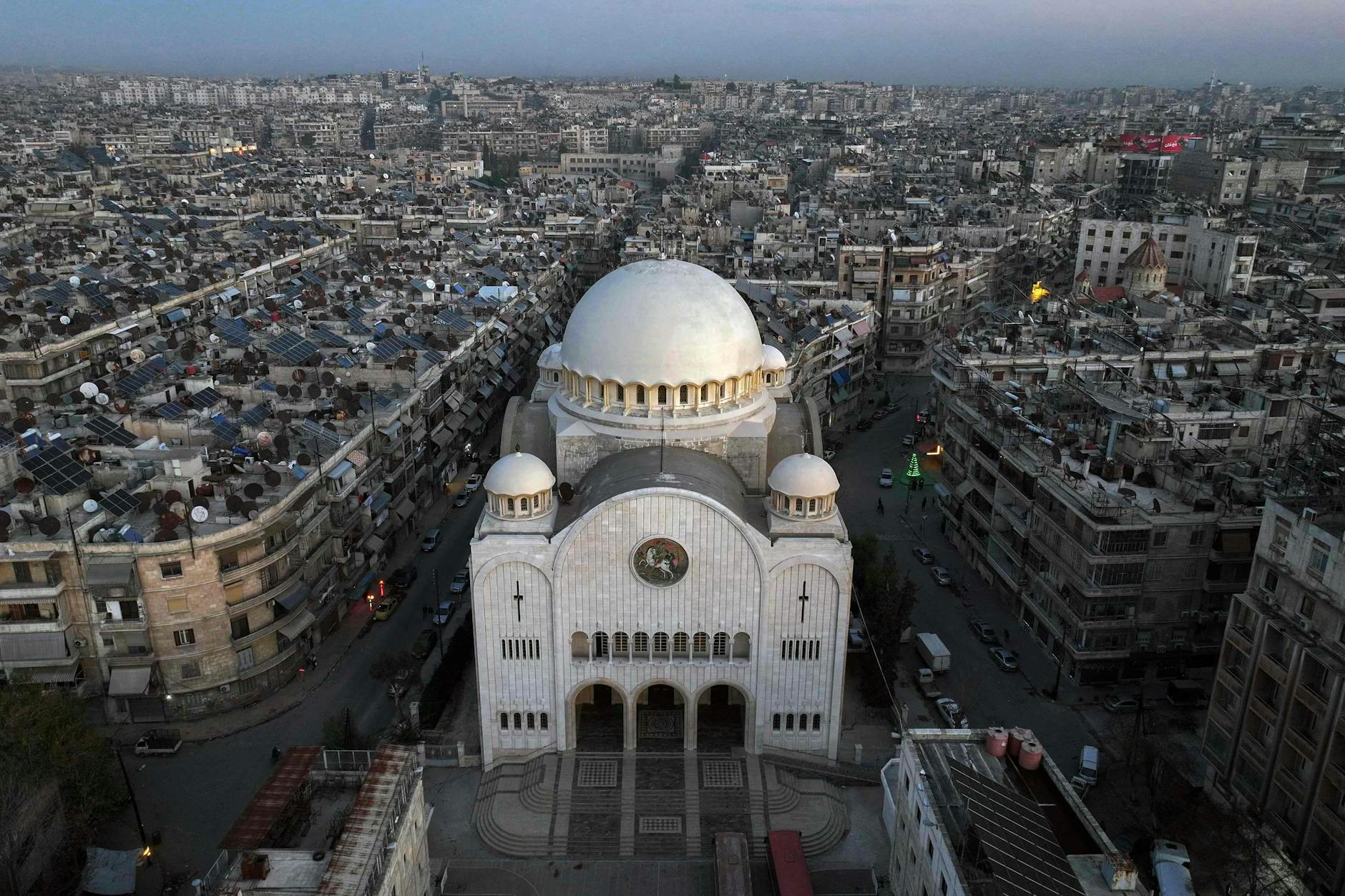 Blick auf die Kathedrale der griechisch-katholischen Gemeinschaft in Aleppo
