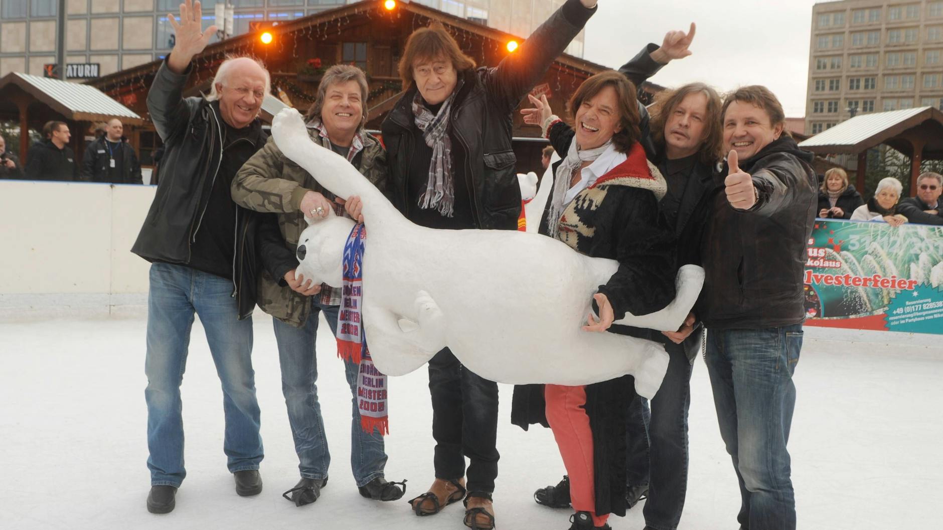 Im Januar 2011 präsentierten die Puhdys und Jürgen Drews die Neuauflage von „Hey, wir wollen die Eisbärn sehn“.