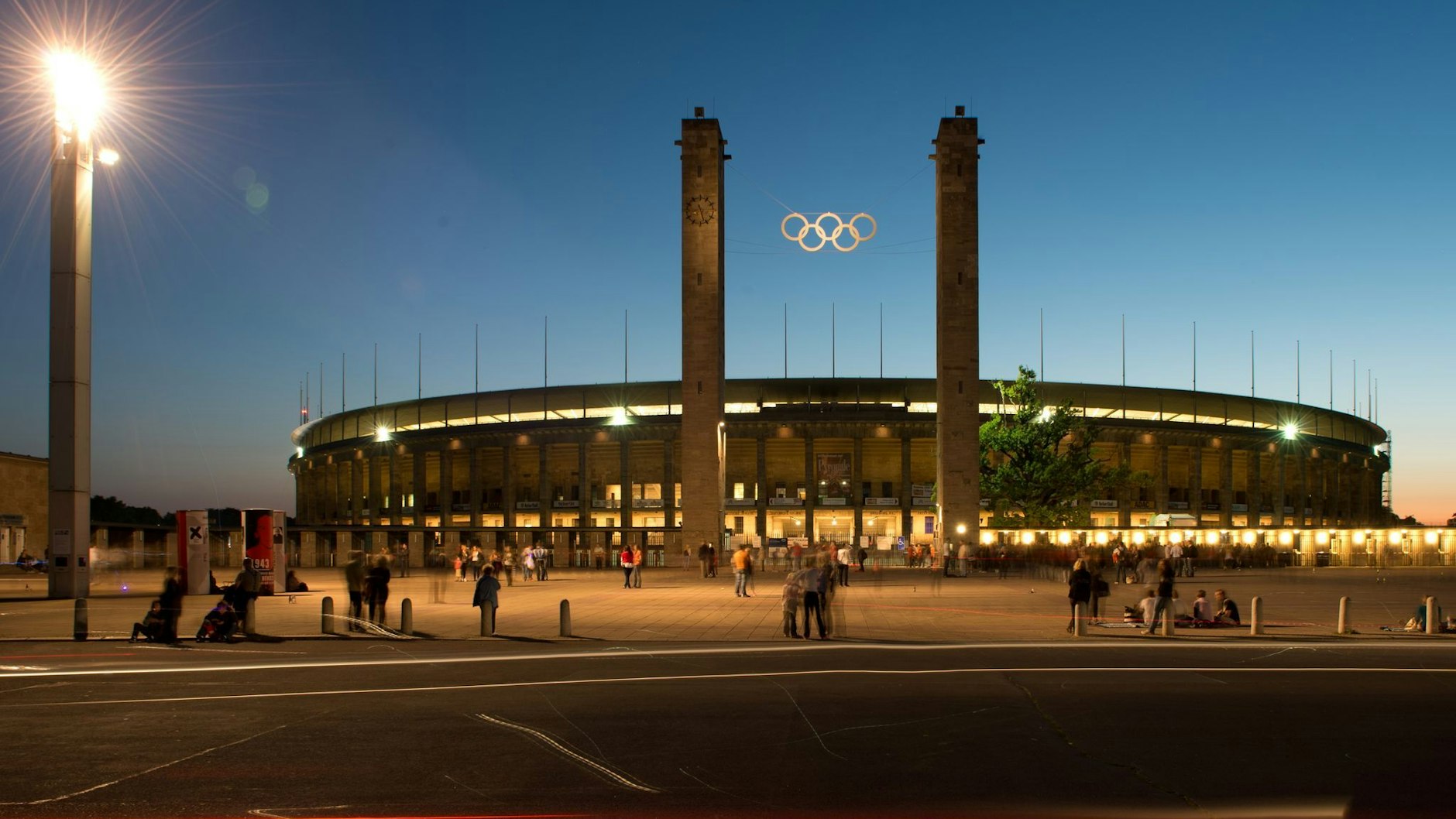 Das Olympiastadion: Normalerweise finden hier nur Fußballspiele und Leichtathletik-Wettkämpfe statt.