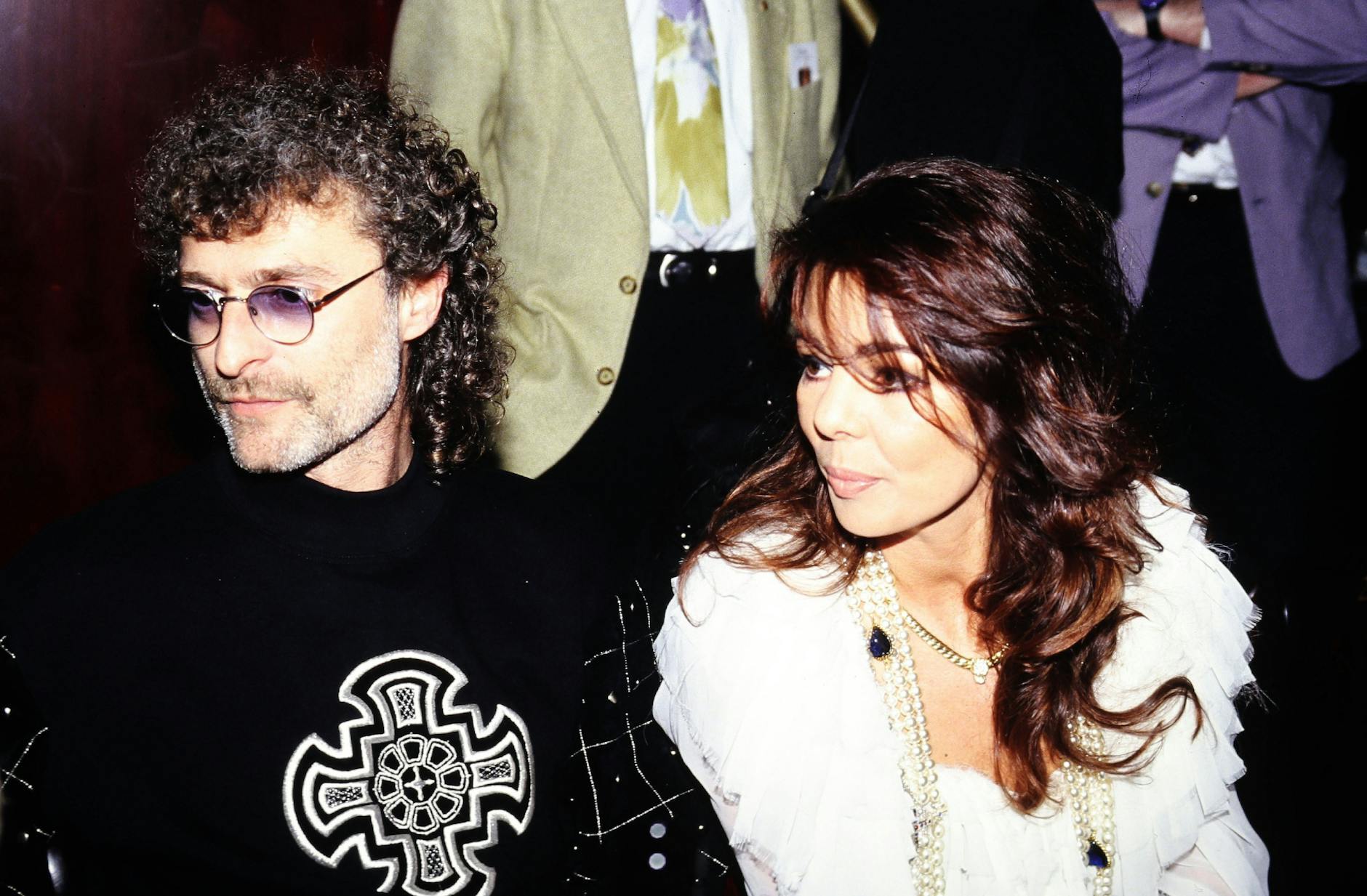 Vokuhila links, Shullet rechts: Sandra Ende der 80er-Jahre mit ihrem damaligen Ehemann und Produzenten Michael Cretu