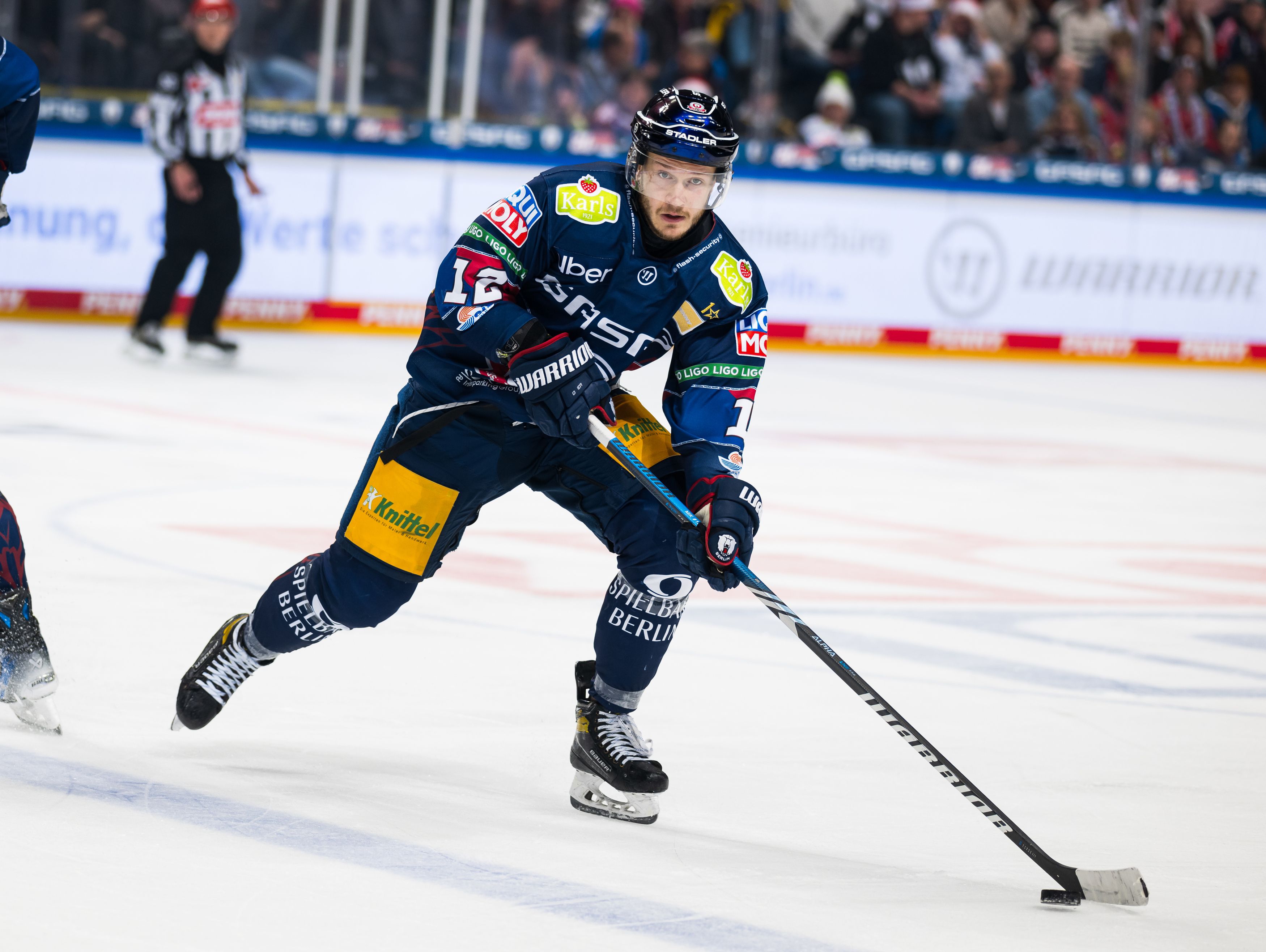 Image - Eisbären-Star Eric Mik: Gespaltene Lippe, drei Stiche und weiter geht’s