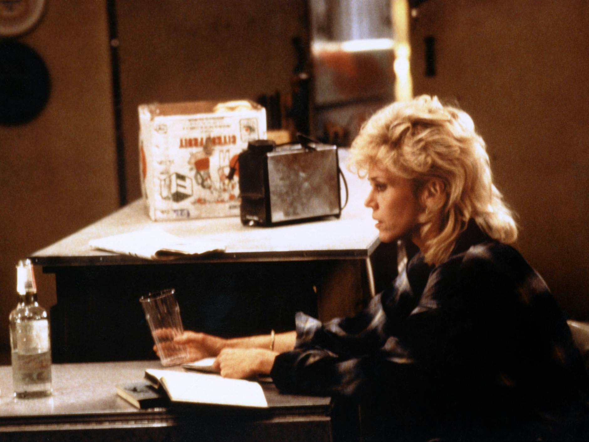 Fondas Frisur im selben Film noch einmal von der Seite