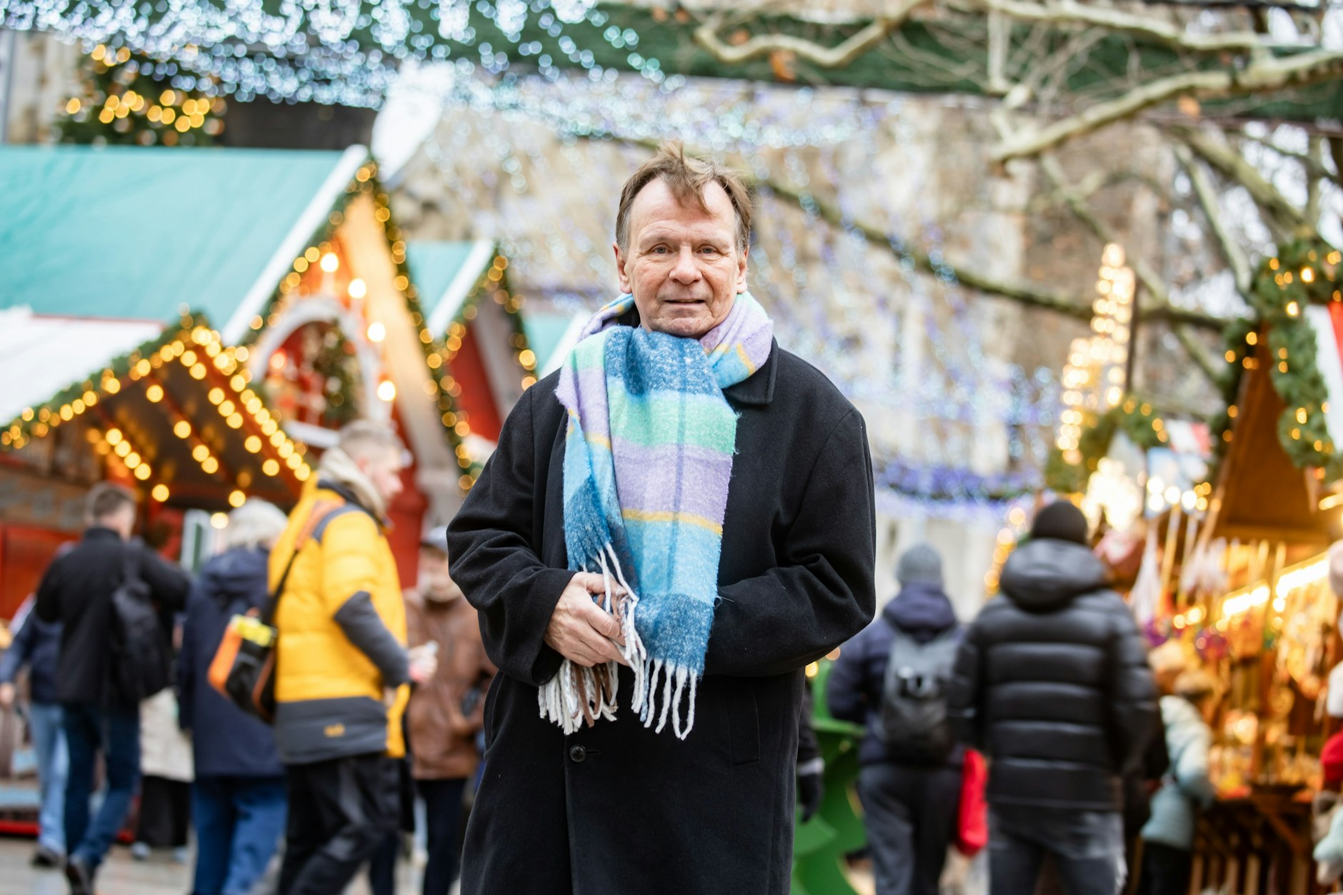 Buden-Unternehmer Axel Kaiser auf dem Weihnachtsmarkt am Breitscheidplatz in Berlin.